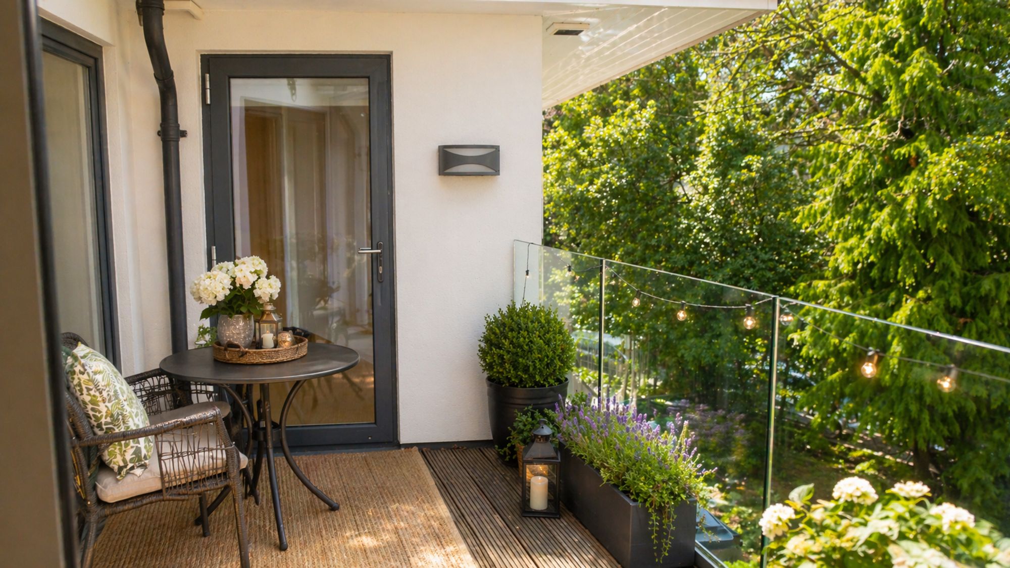 Strata, Canford Cliffs, Poole BH13 7ER
