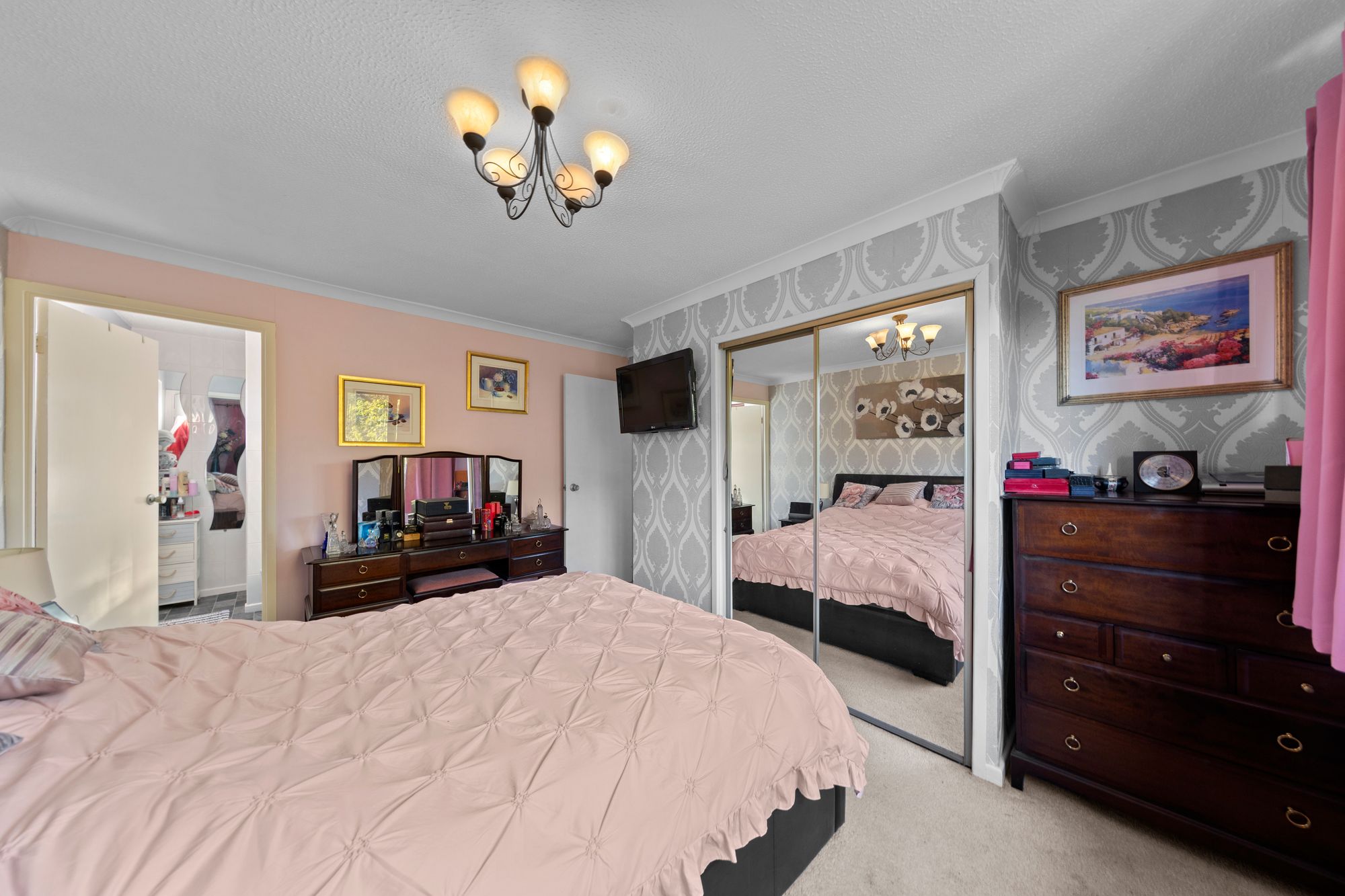 Vincent Close, Old Hall, WA5