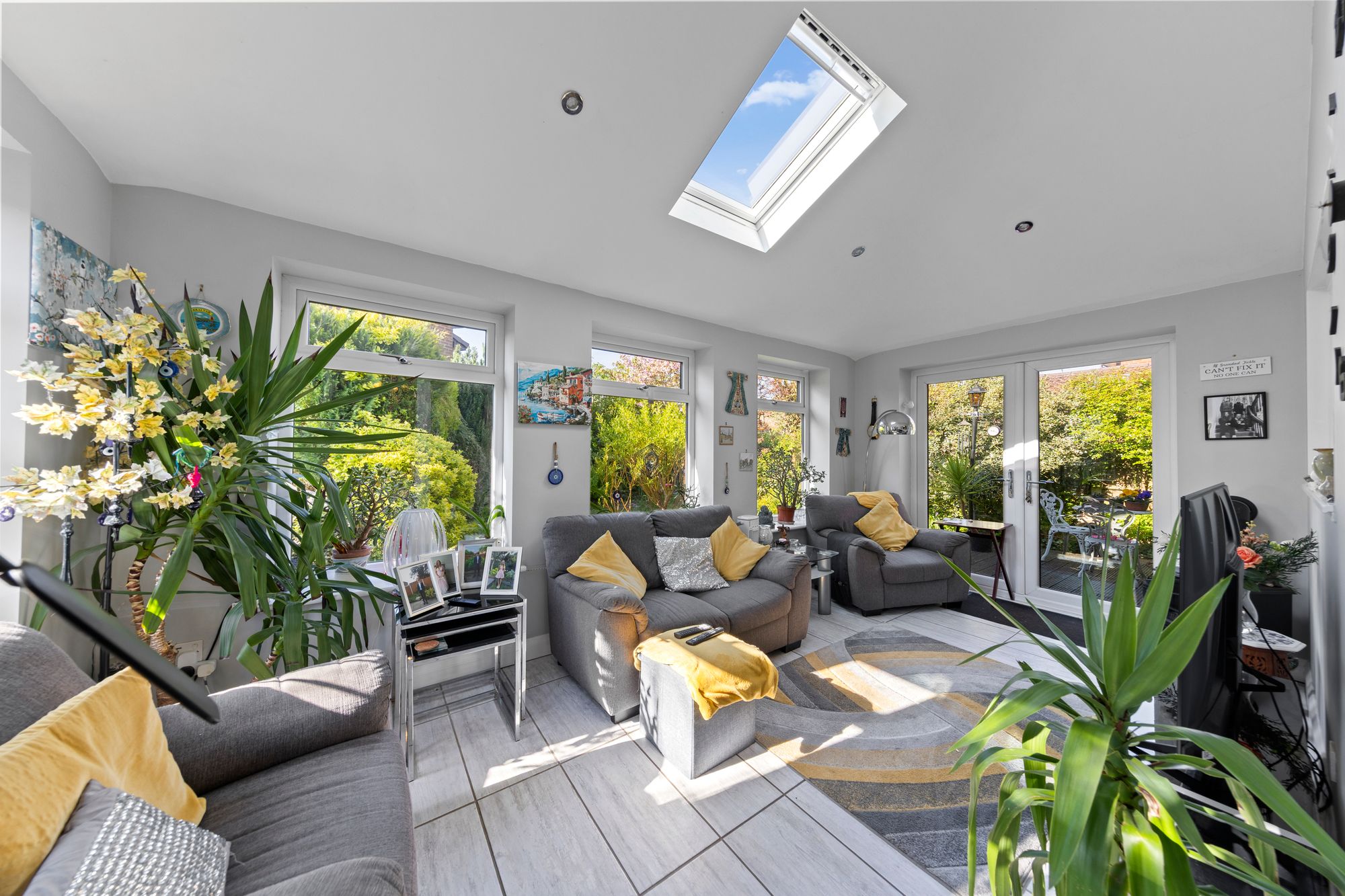 Vincent Close, Old Hall, WA5