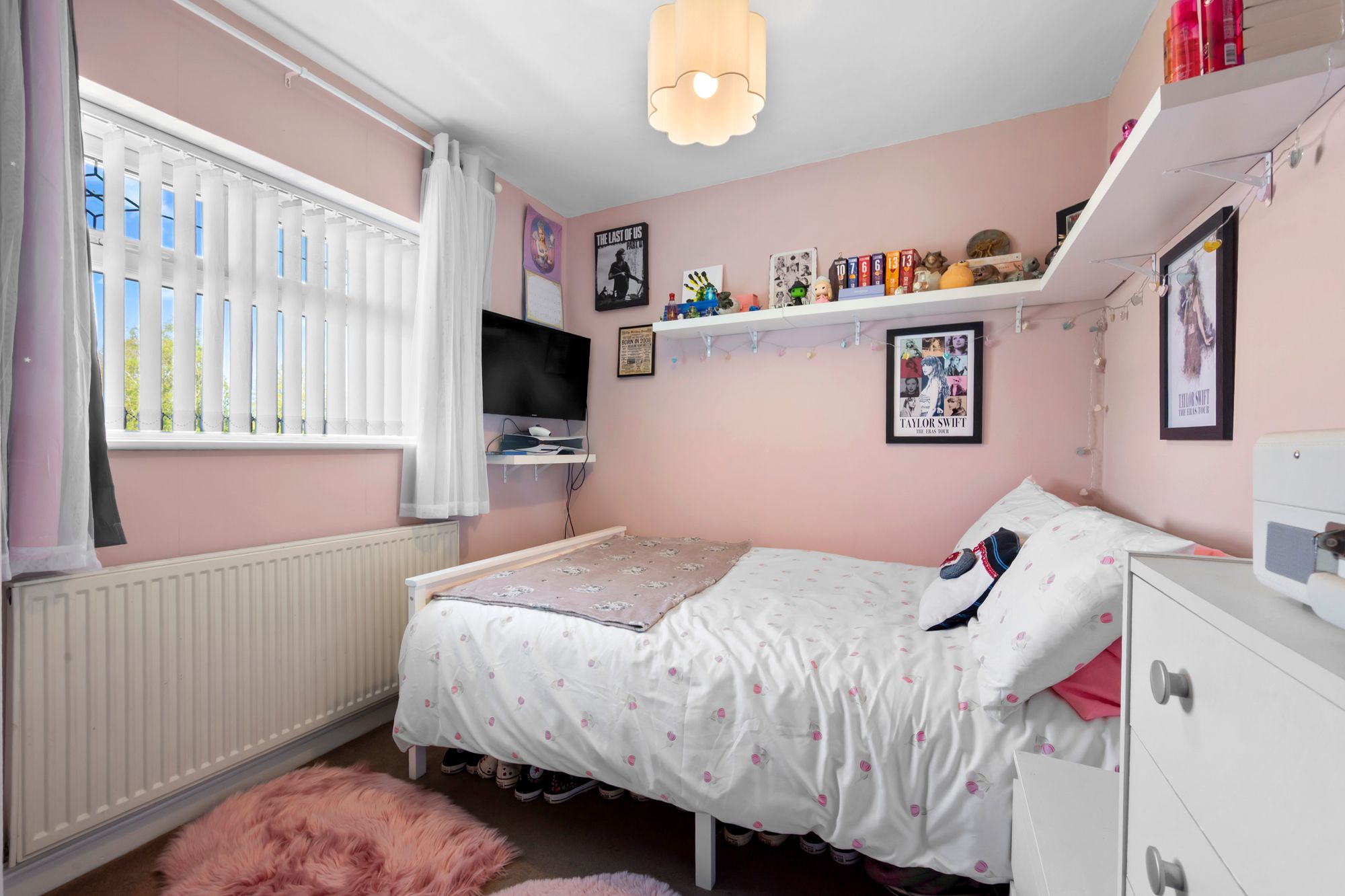 Manchester Road, Woolston, WA1