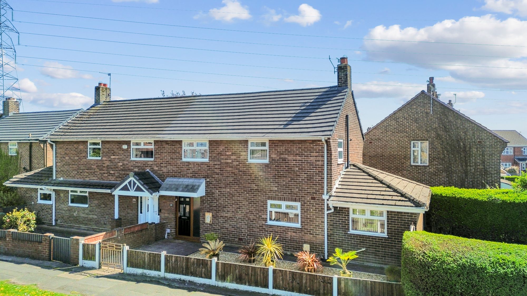 Manchester Road, Woolston, WA1