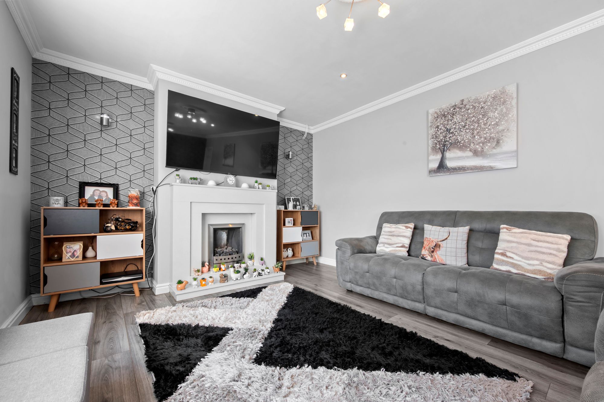 Manchester Road, Woolston, WA1