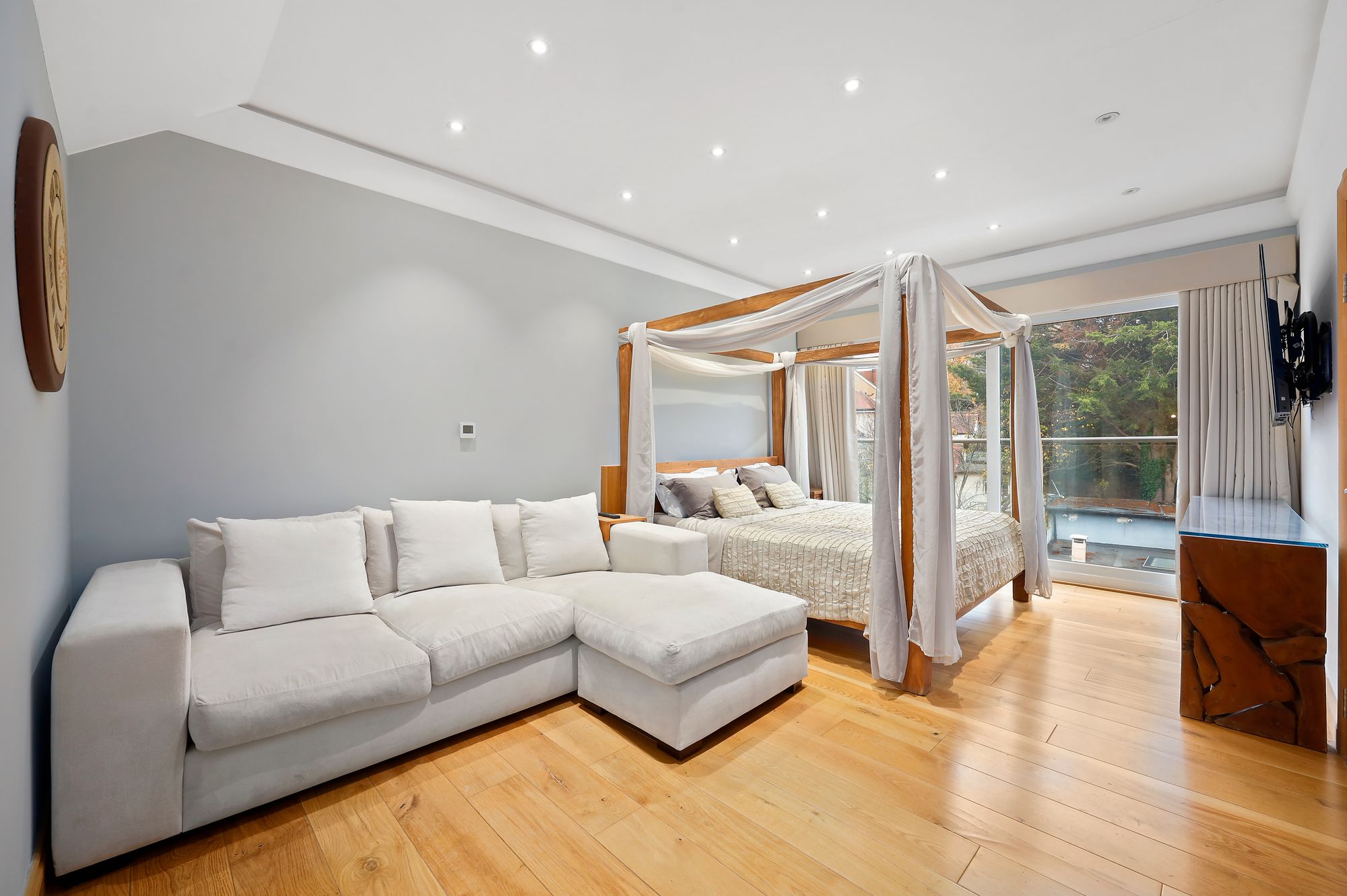 Dollis Hill Lane, London, NW2