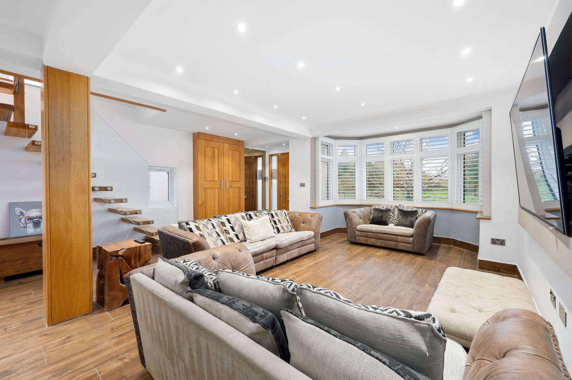 Dollis Hill Lane, London, NW2