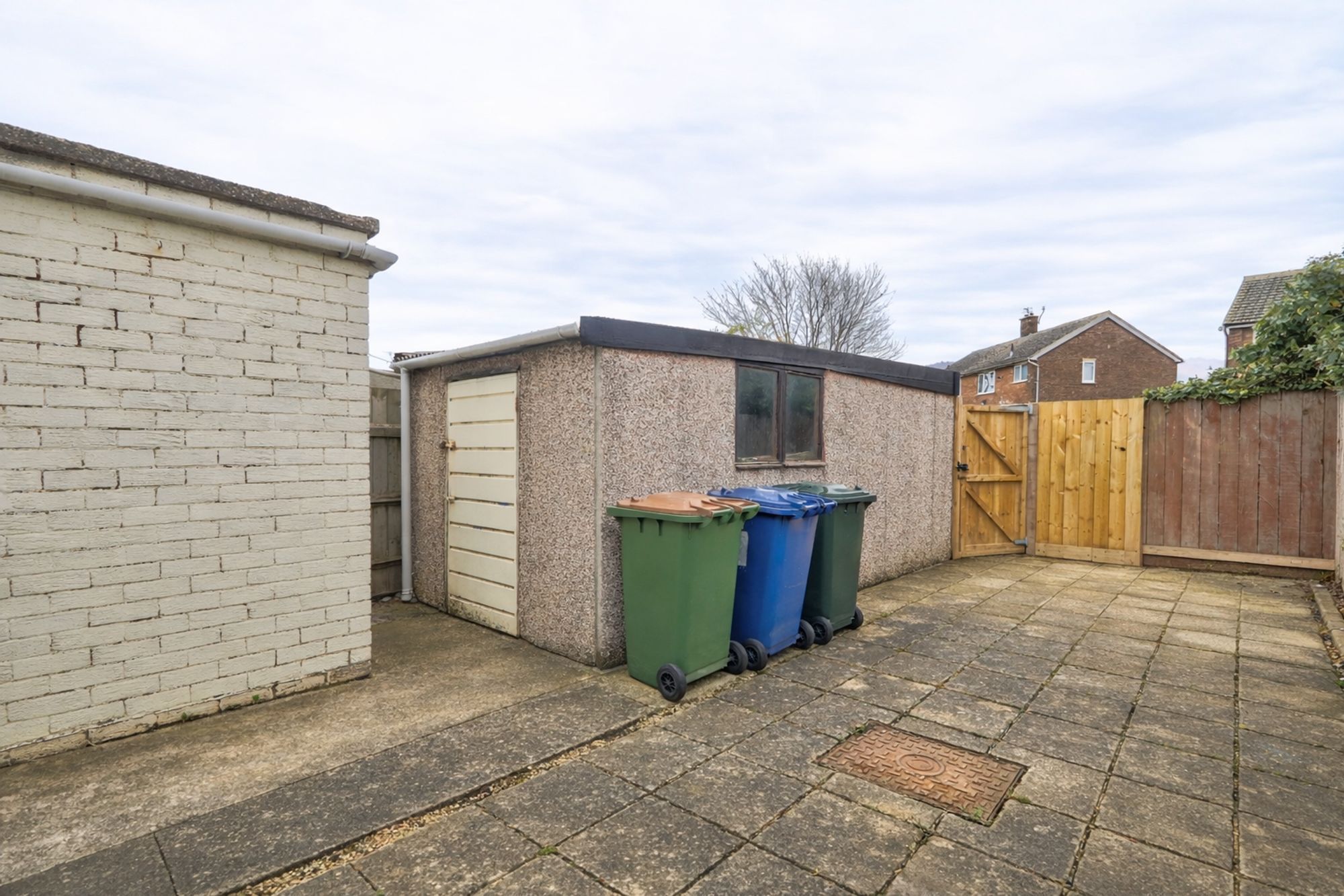 9e2e728c-0f58-45cf-a119-baf59f8c663c