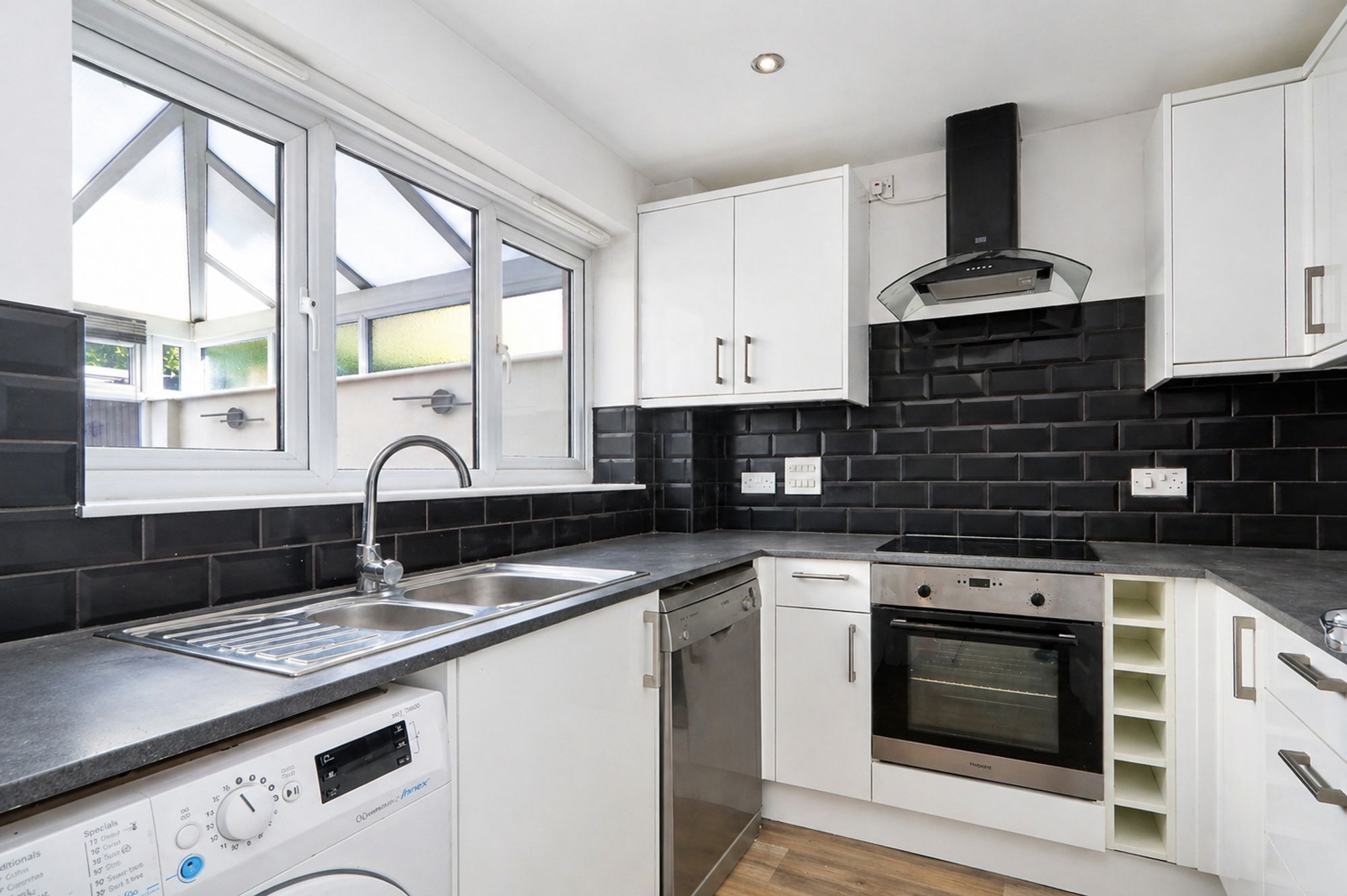 a04955c0-e8ae-47cf-9ba1-77d55487467a