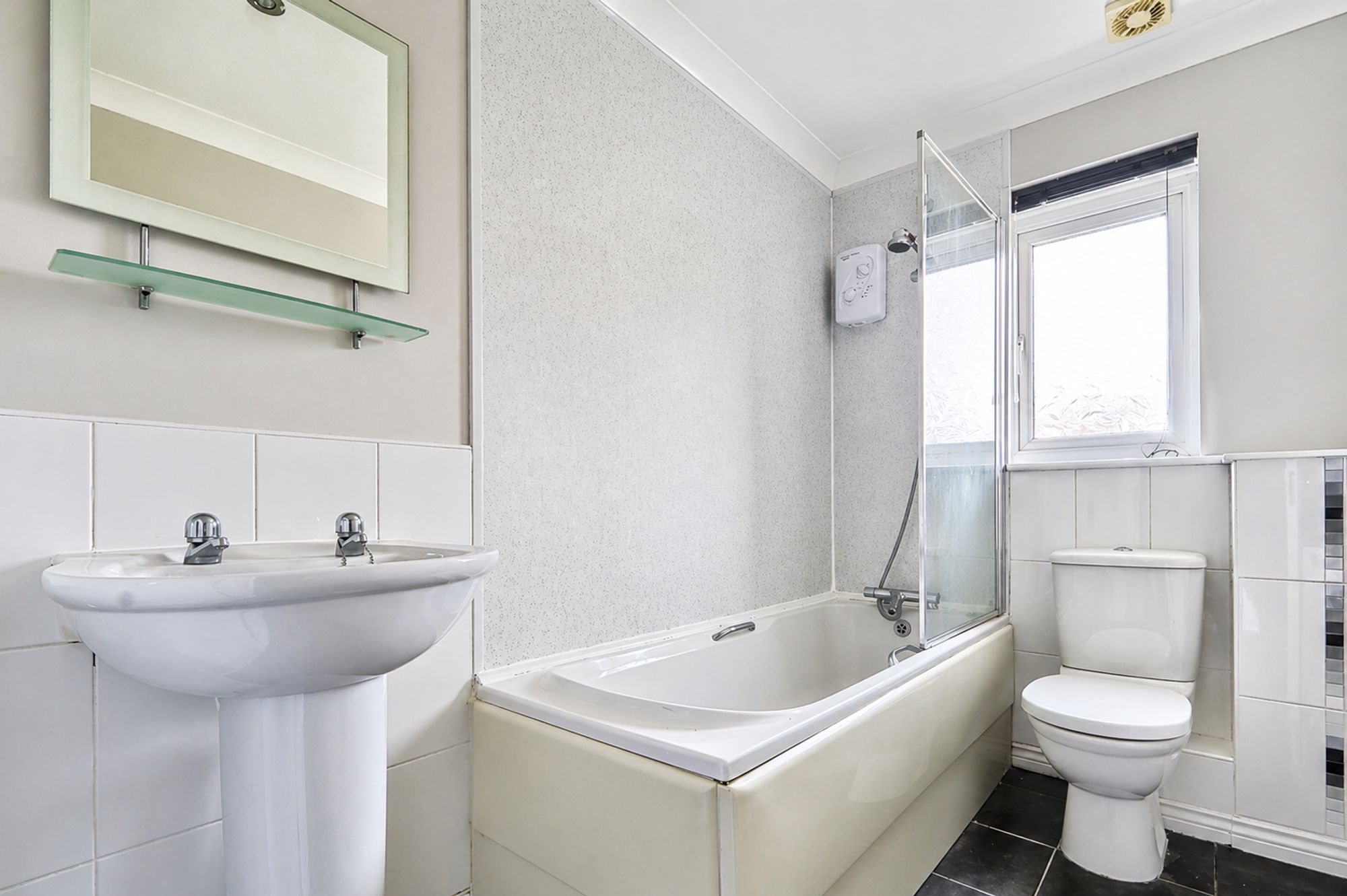 cda5f9f9-9c5f-42cd-8874-f72a803c8a40