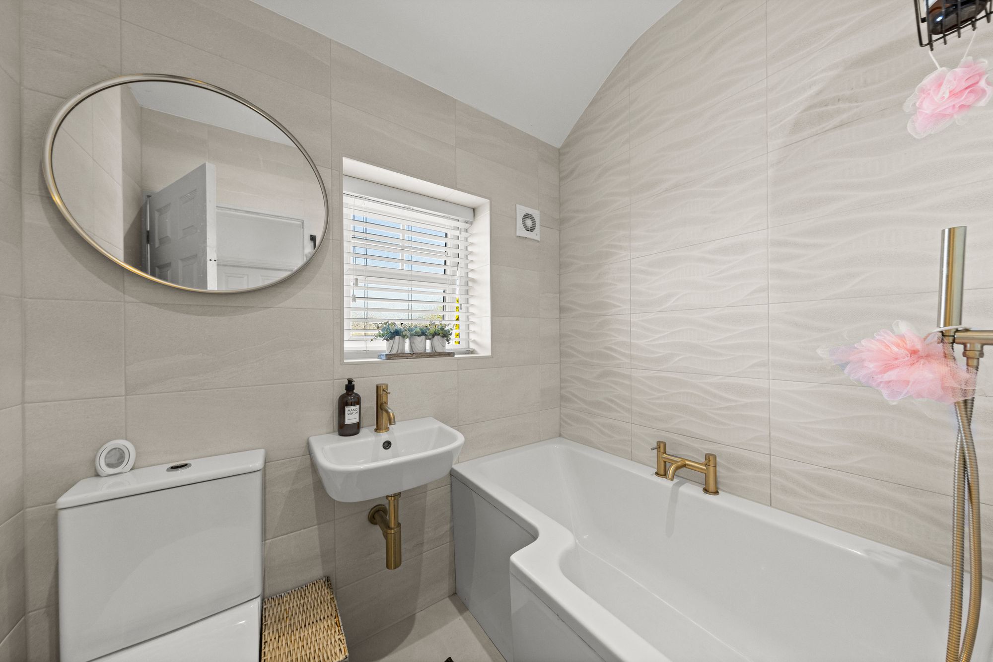 Mortimer Avenue, Warrington