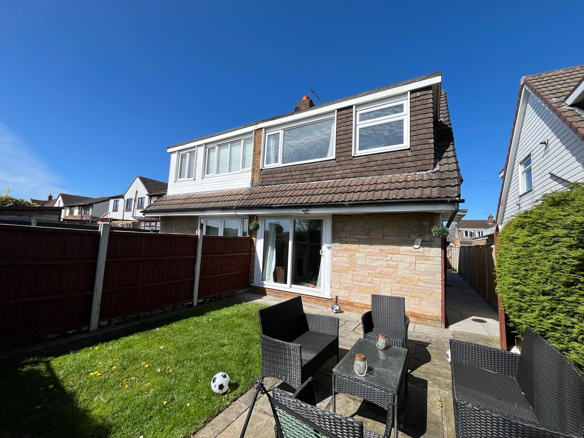Roeburn Way, Penketh, WA5