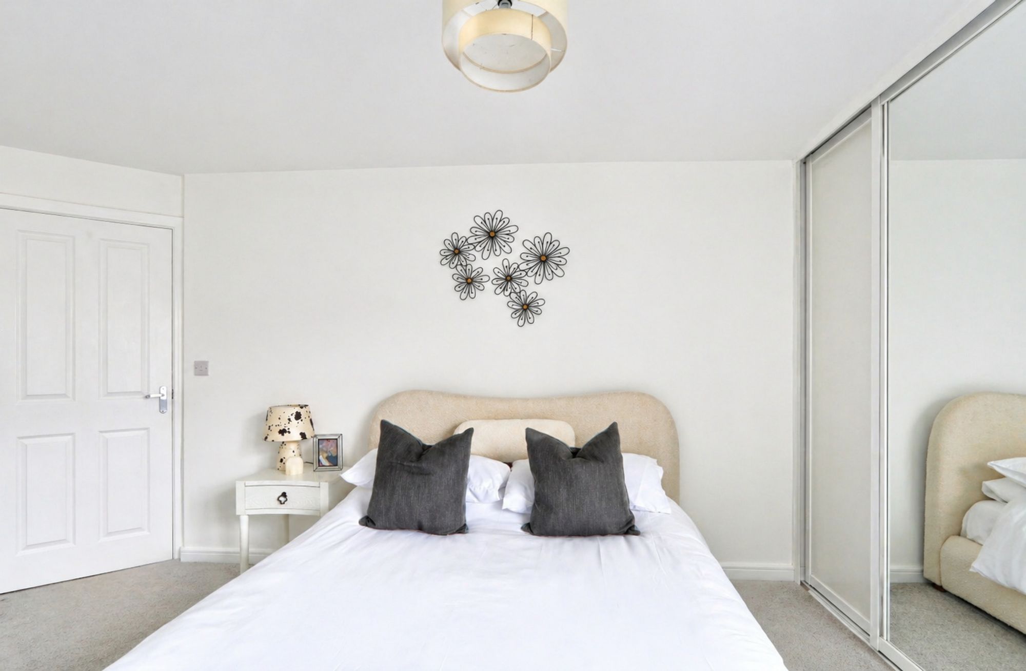 3cb40ff3-d667-4759-841a-295b2d46efac