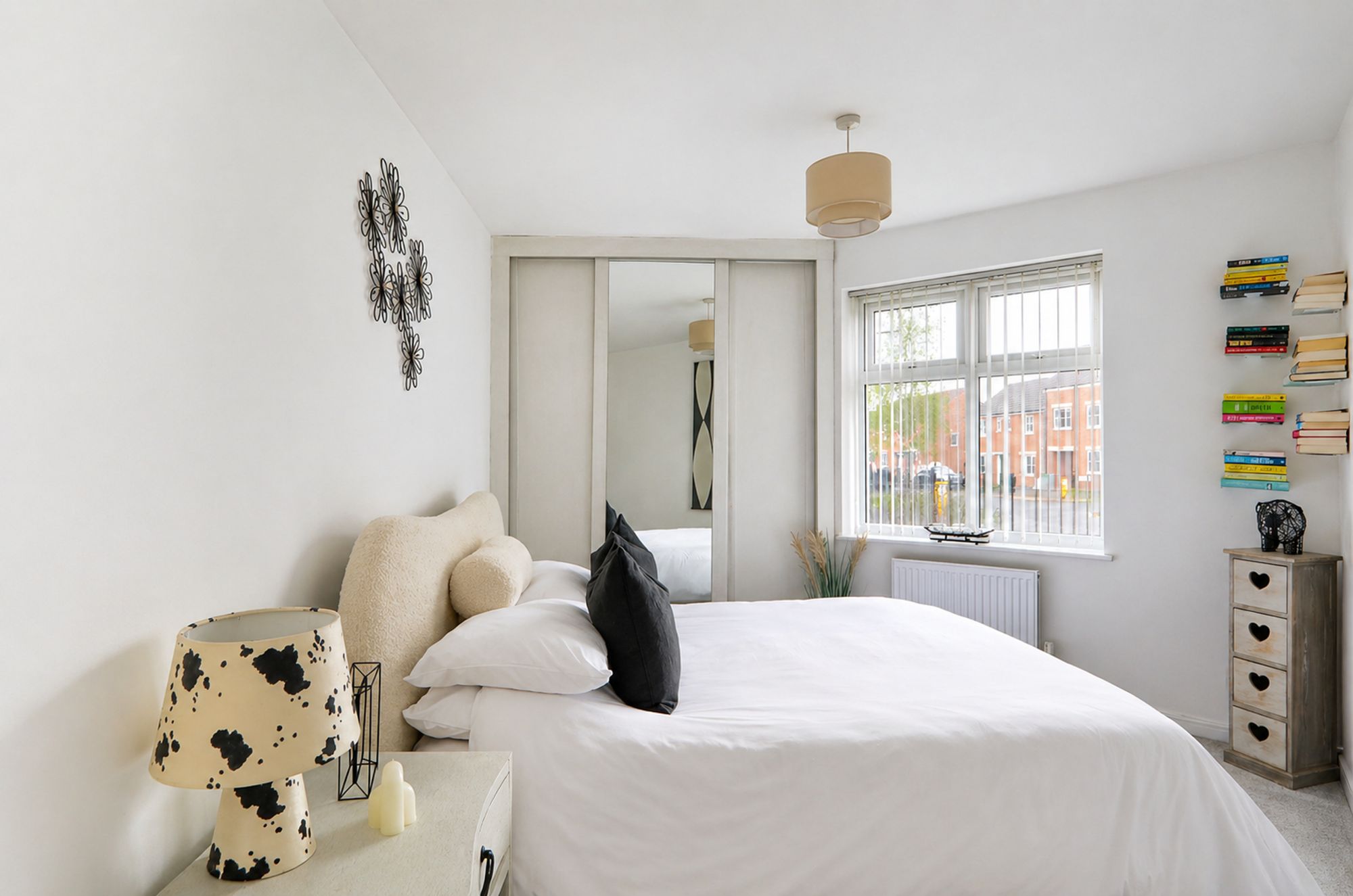 0bb97d5d-abab-4fc5-bbbd-c22eefa5fcab