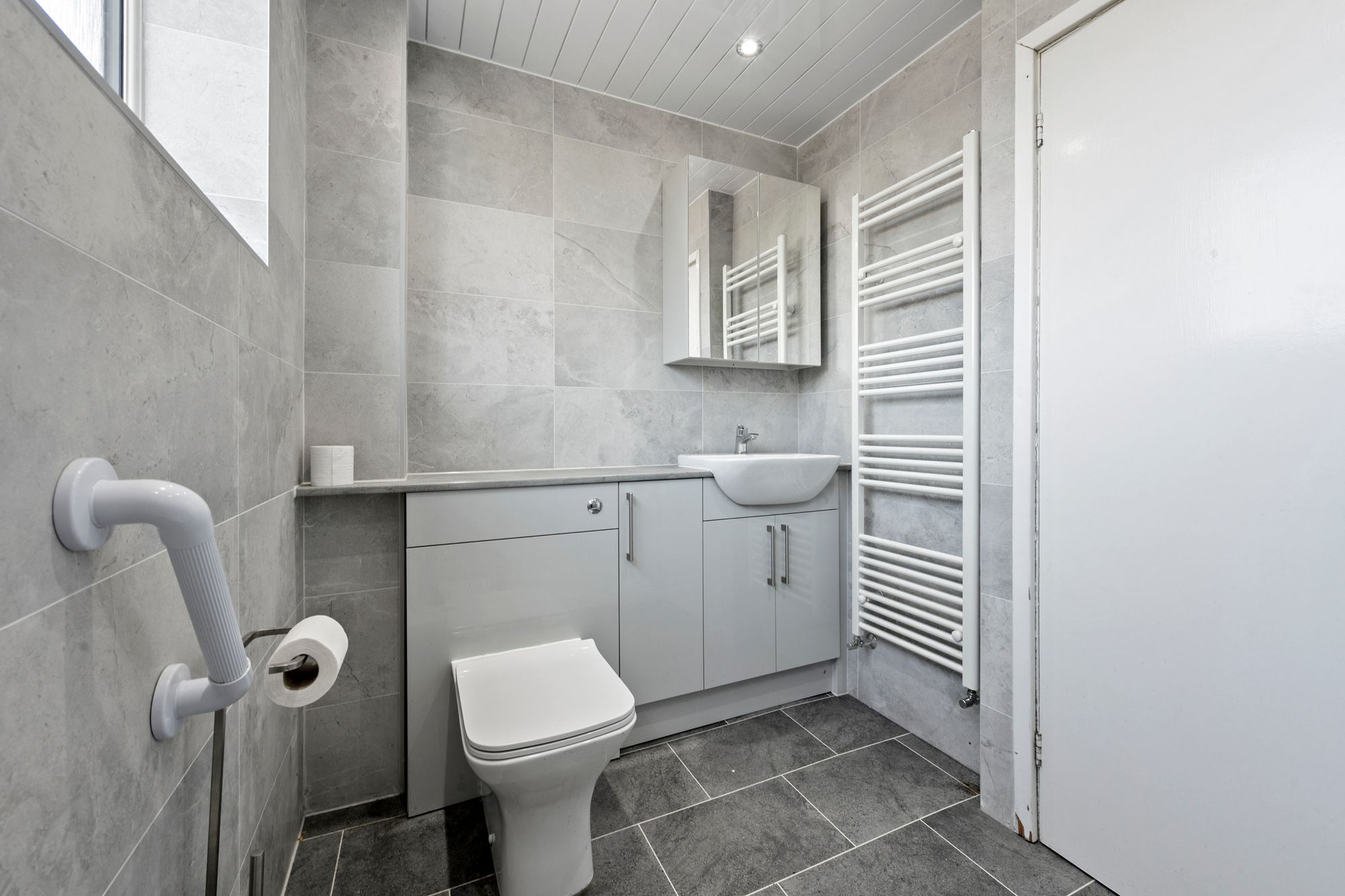 Lincoln Way, Rainhill, L35