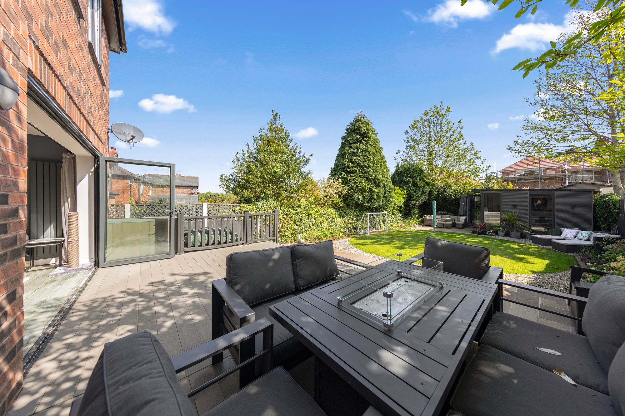 Clarence Road, Grappenhall, WA4
