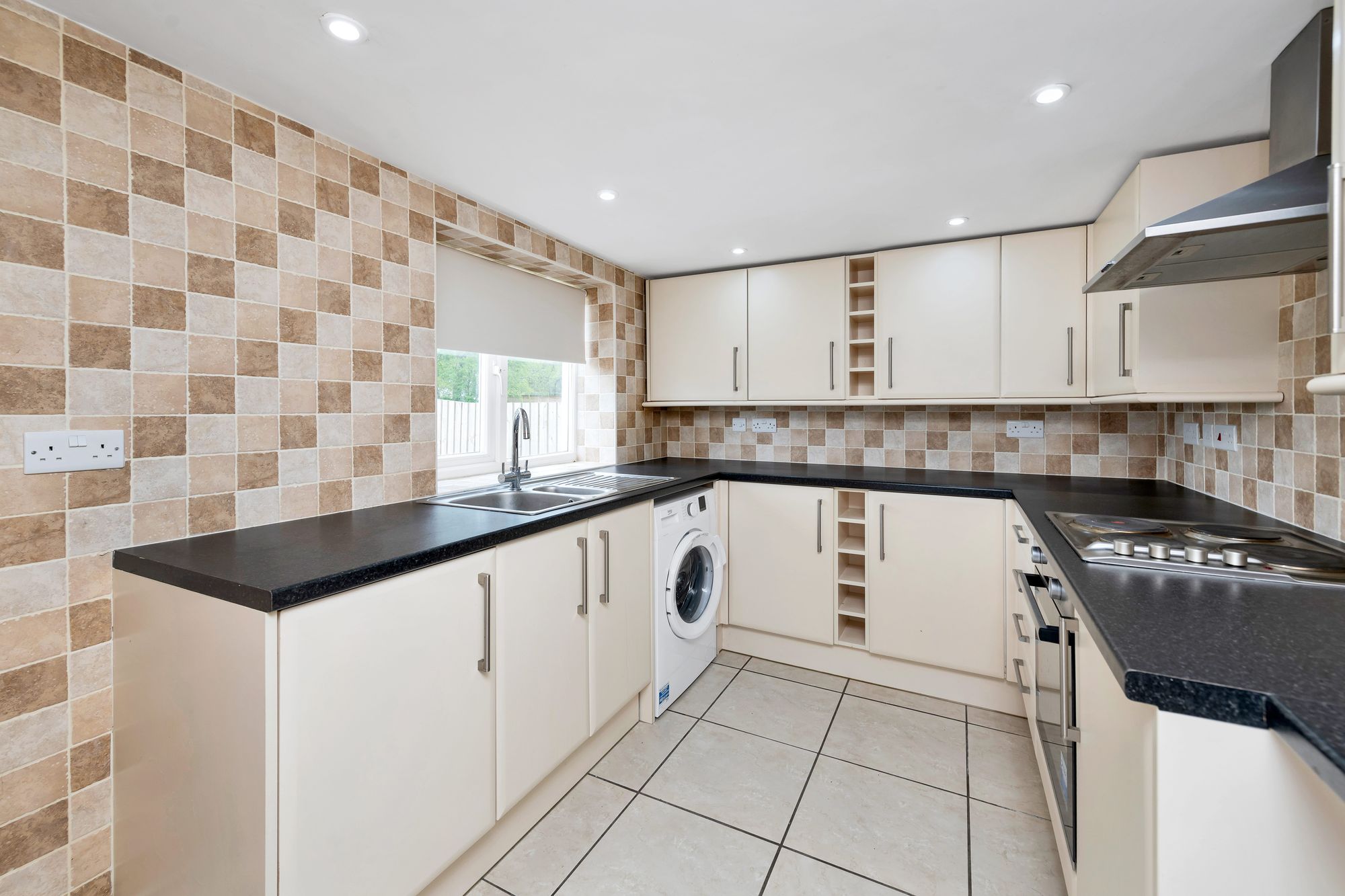 Reed End, Therfield, SG8 - Ensum Brown