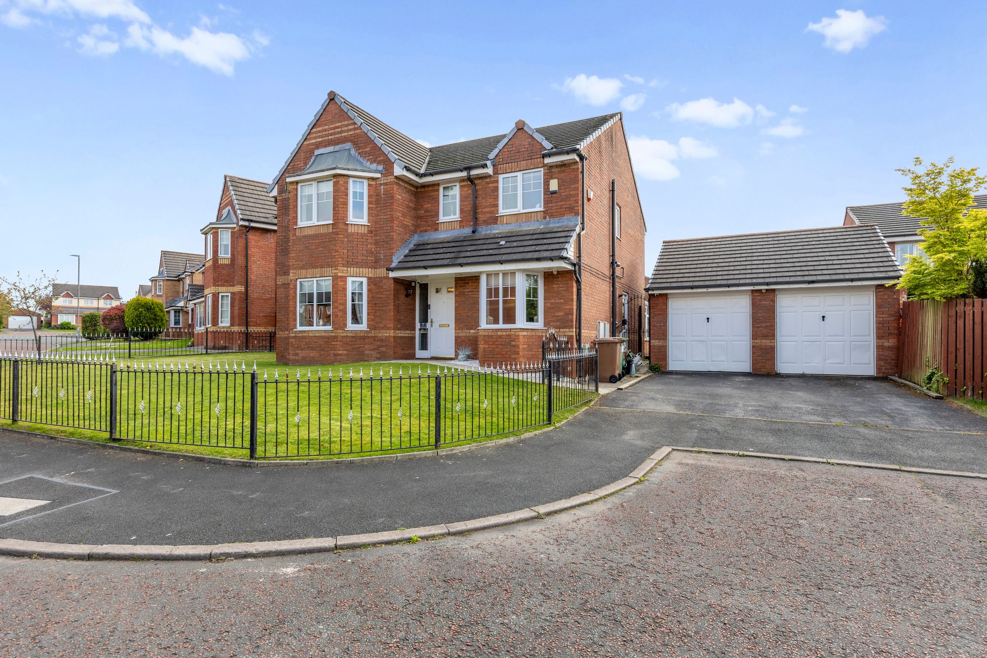 Luntswood Grove, Newton-Le-Willows, WA12