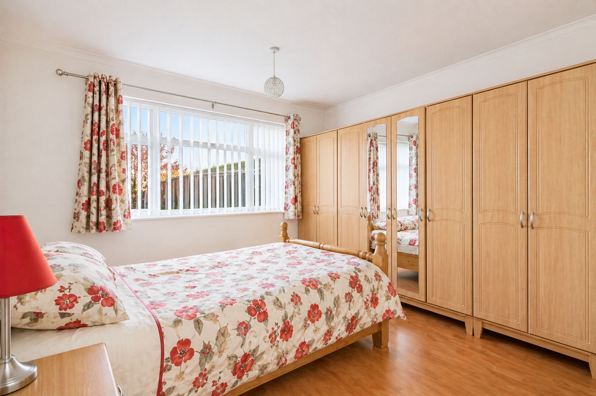 2b5cbfb8-39f2-4fd2-afd2-9c803e99545e