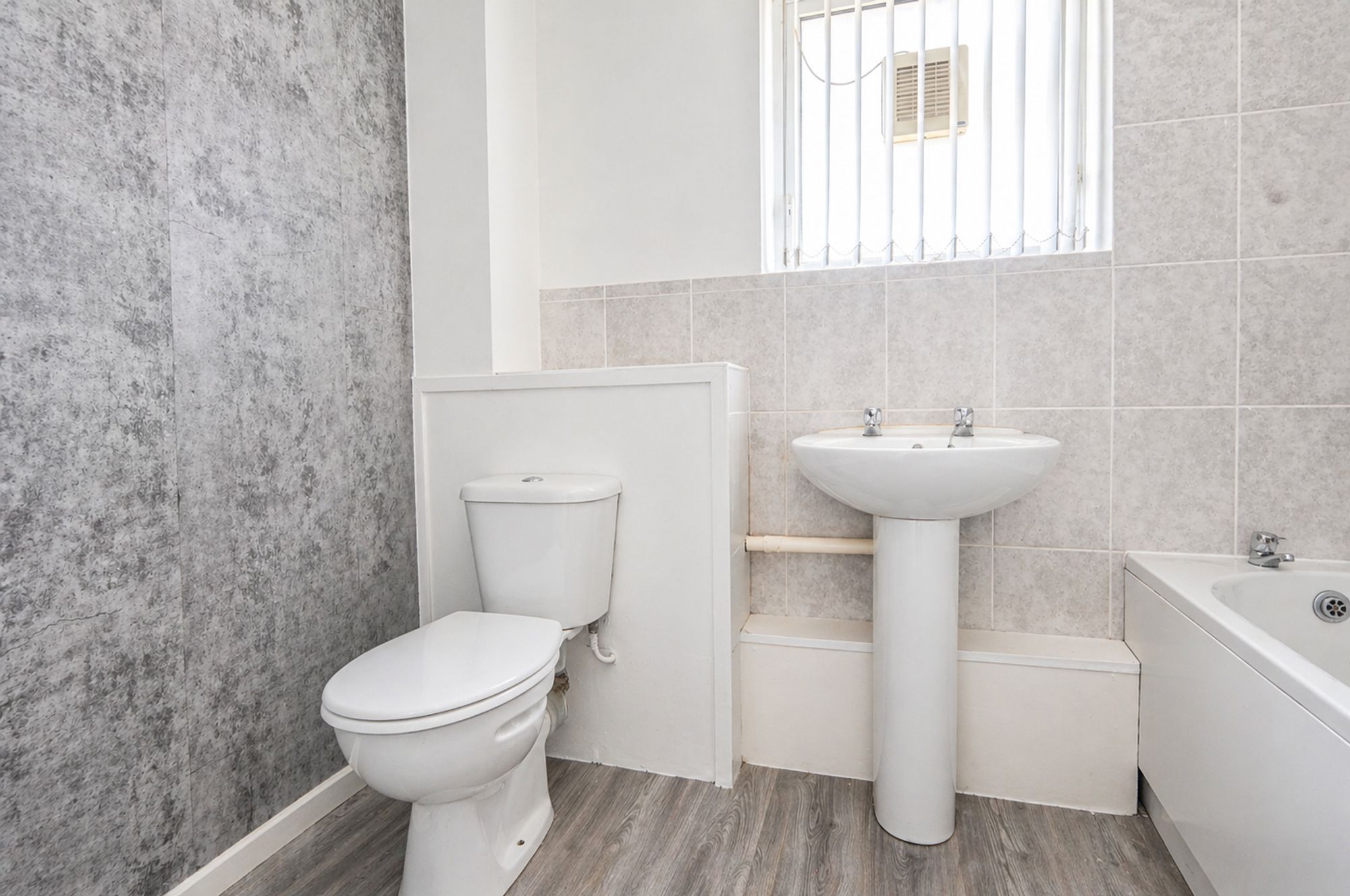 d18d0570-8954-4a8b-9bbf-4939bd607baa