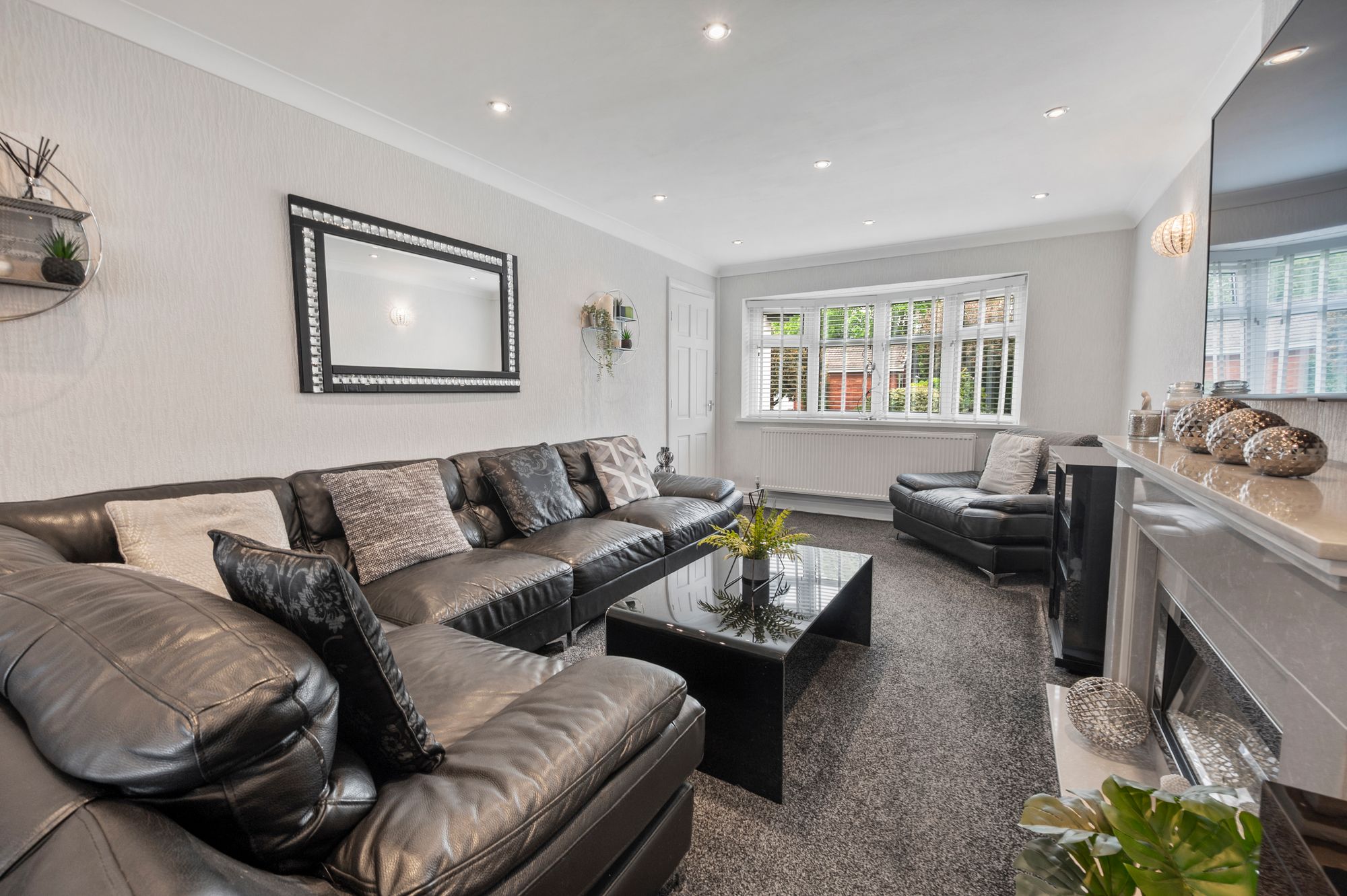 Lovage Close, Padgate, WA2
