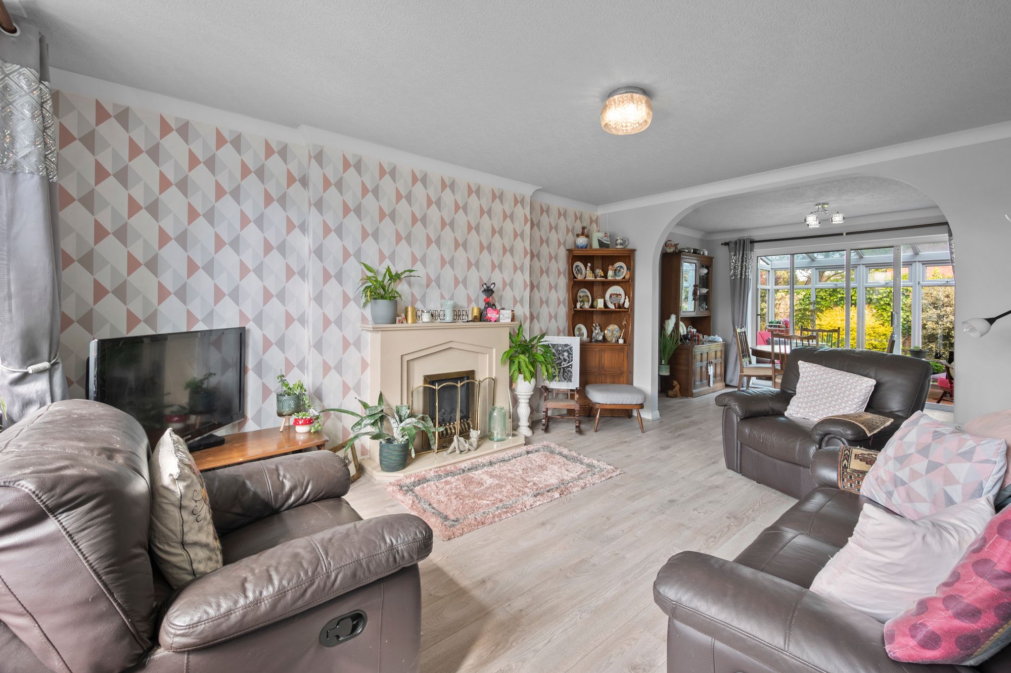 Shropshire Close, Woolston, WA1