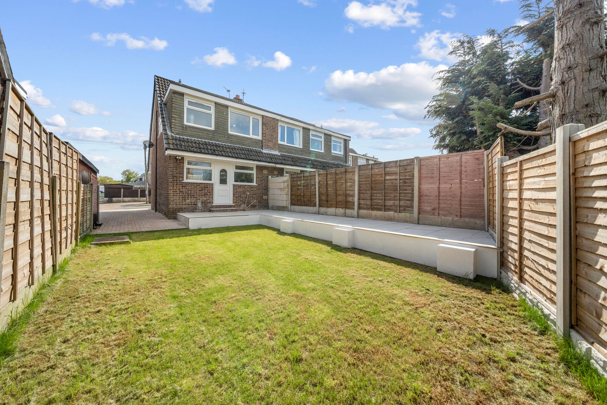 Monmouth Crescent, Ashton-In-Makerfield, WN4