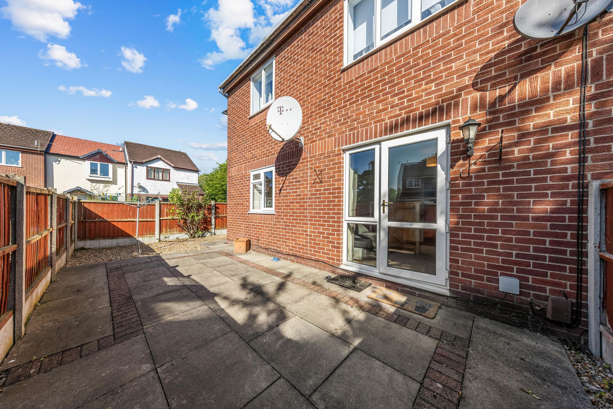 Charnwood Close, Warrington