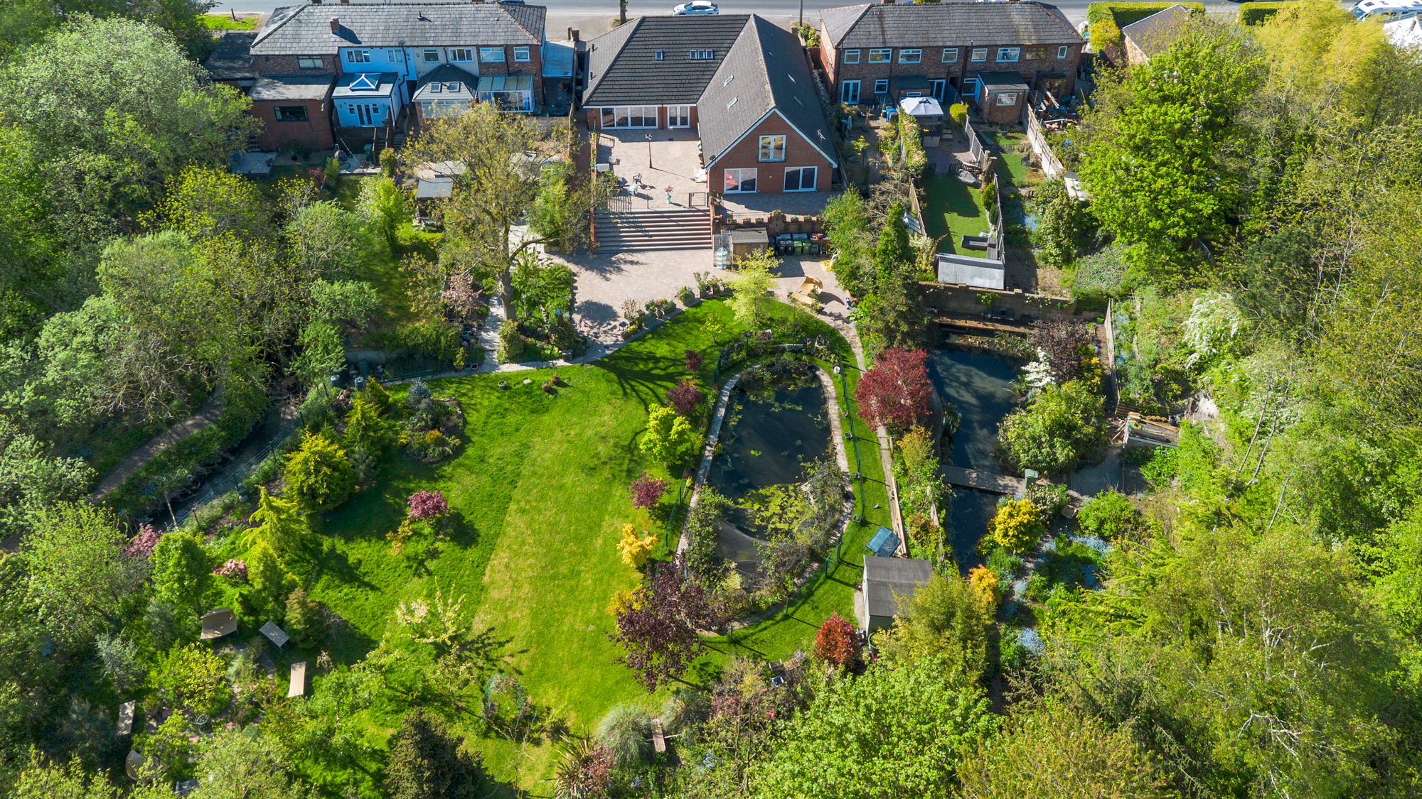 Corner Lane, Leigh, WN7