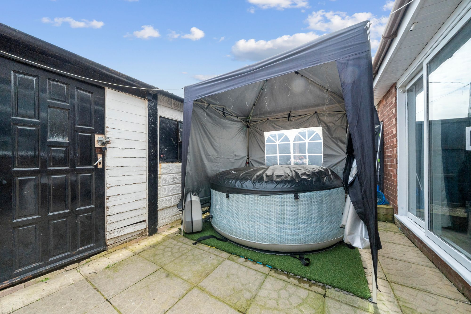 Milldale Road, Leigh, WN7