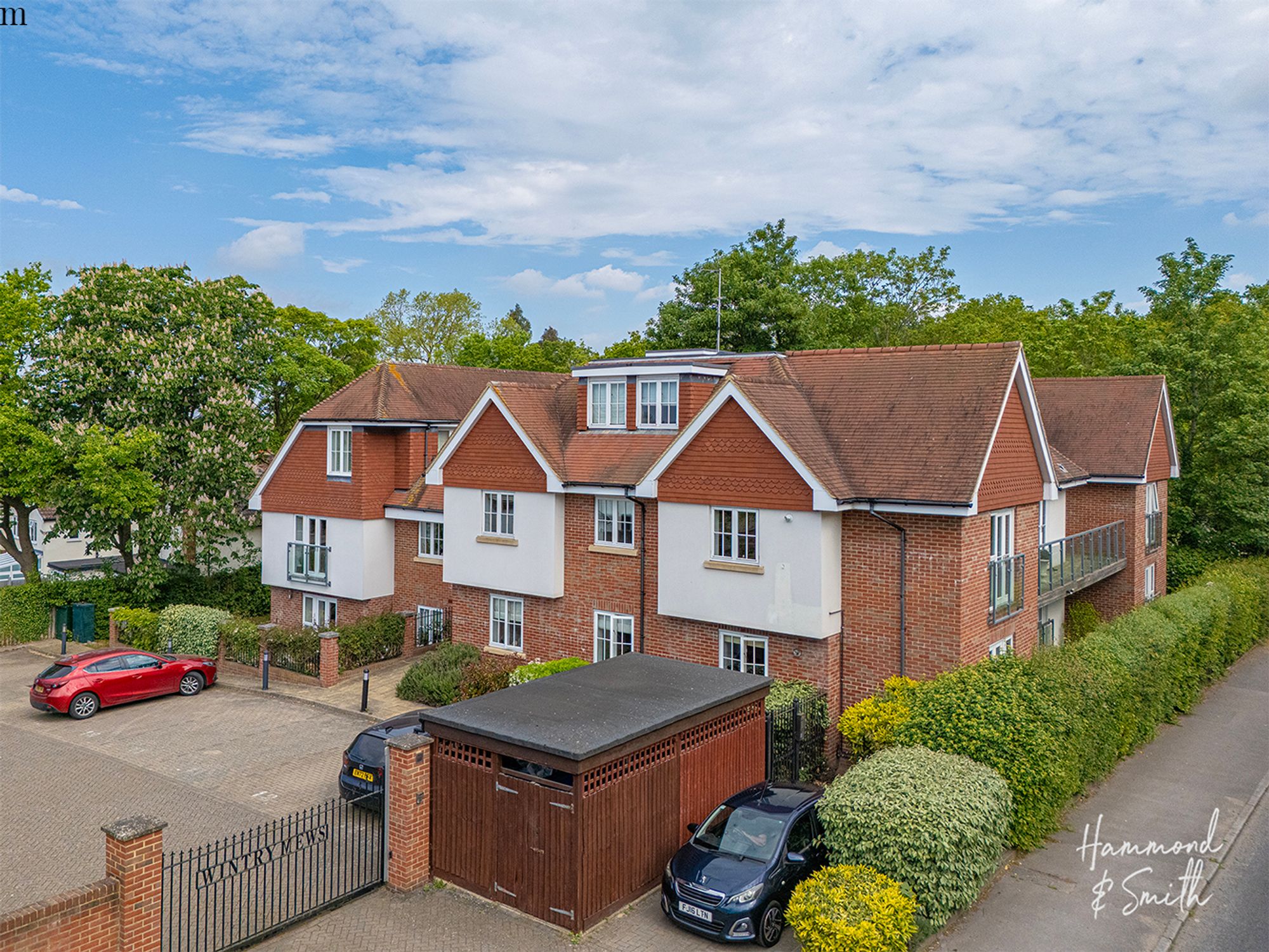 Thornwood Road, Epping, CM16
