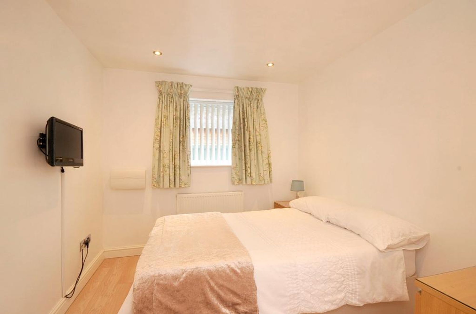 Dunley Close, Birchwood, WA3