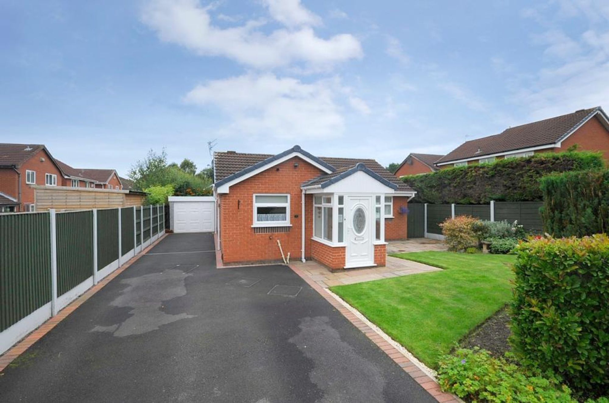 Dunley Close, Birchwood, WA3