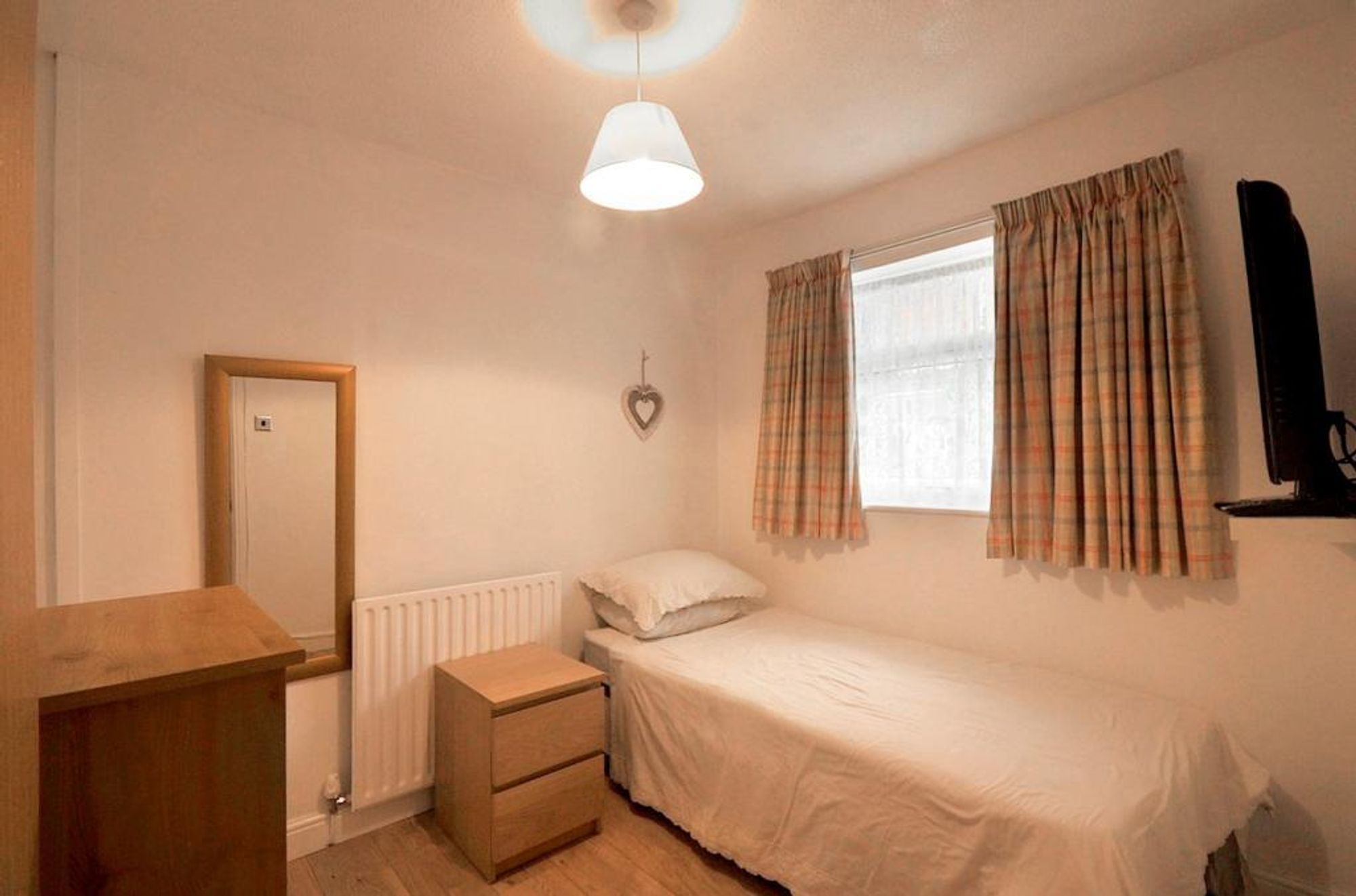 Dunley Close, Birchwood, WA3