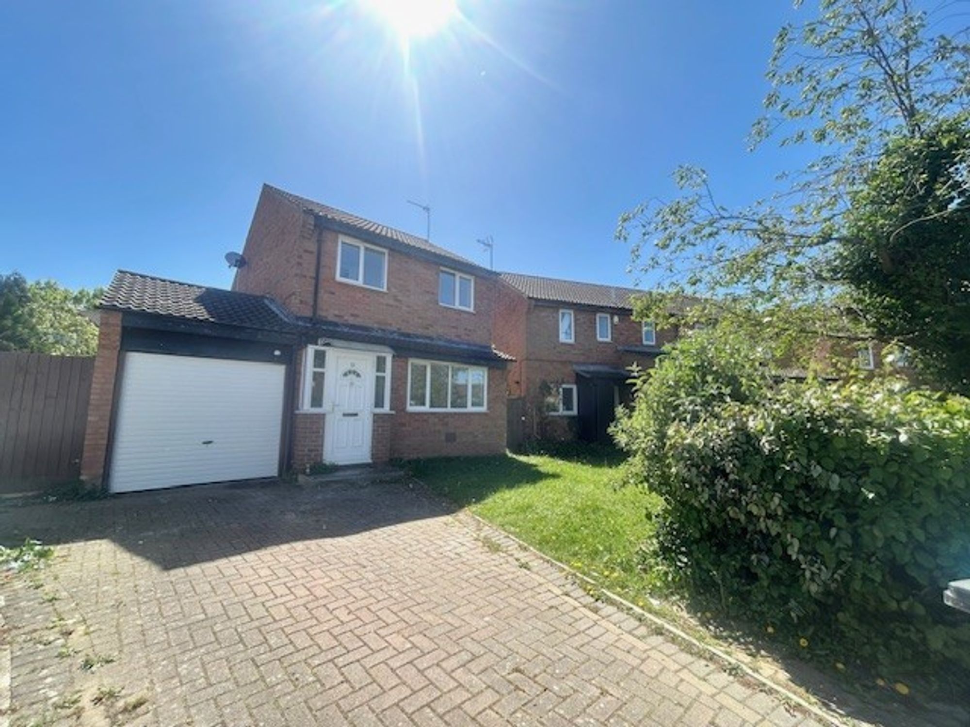 Edrich Avenue, Oldbrook, MK6