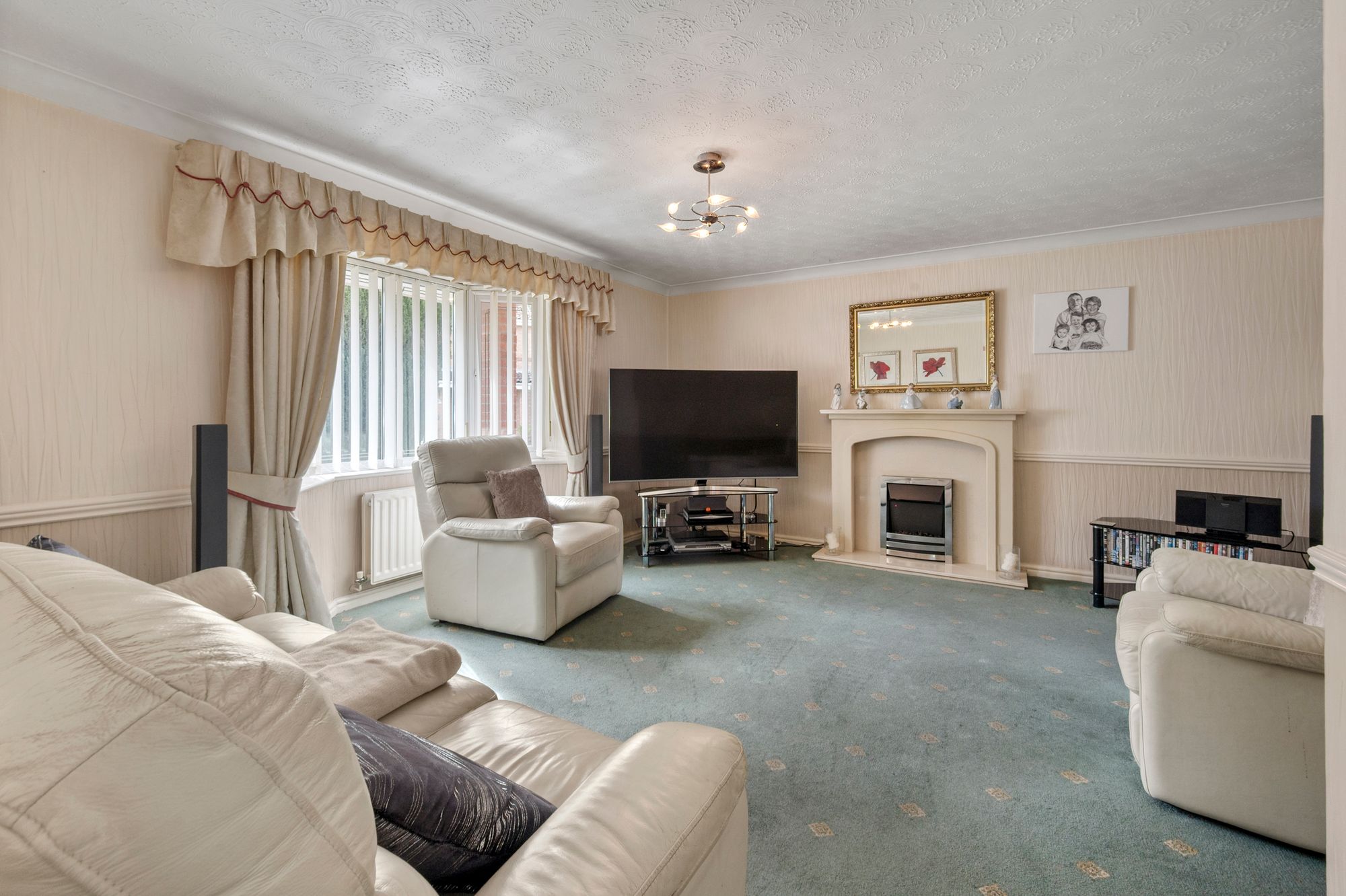 Pintail Close, St. Helens