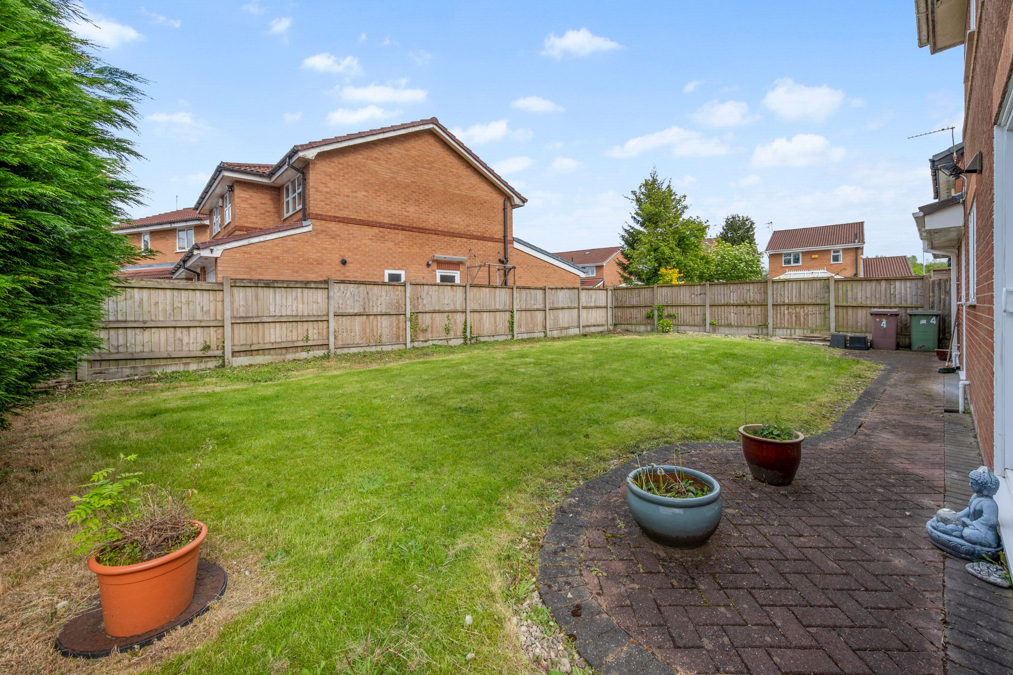 Pintail Close, St. Helens