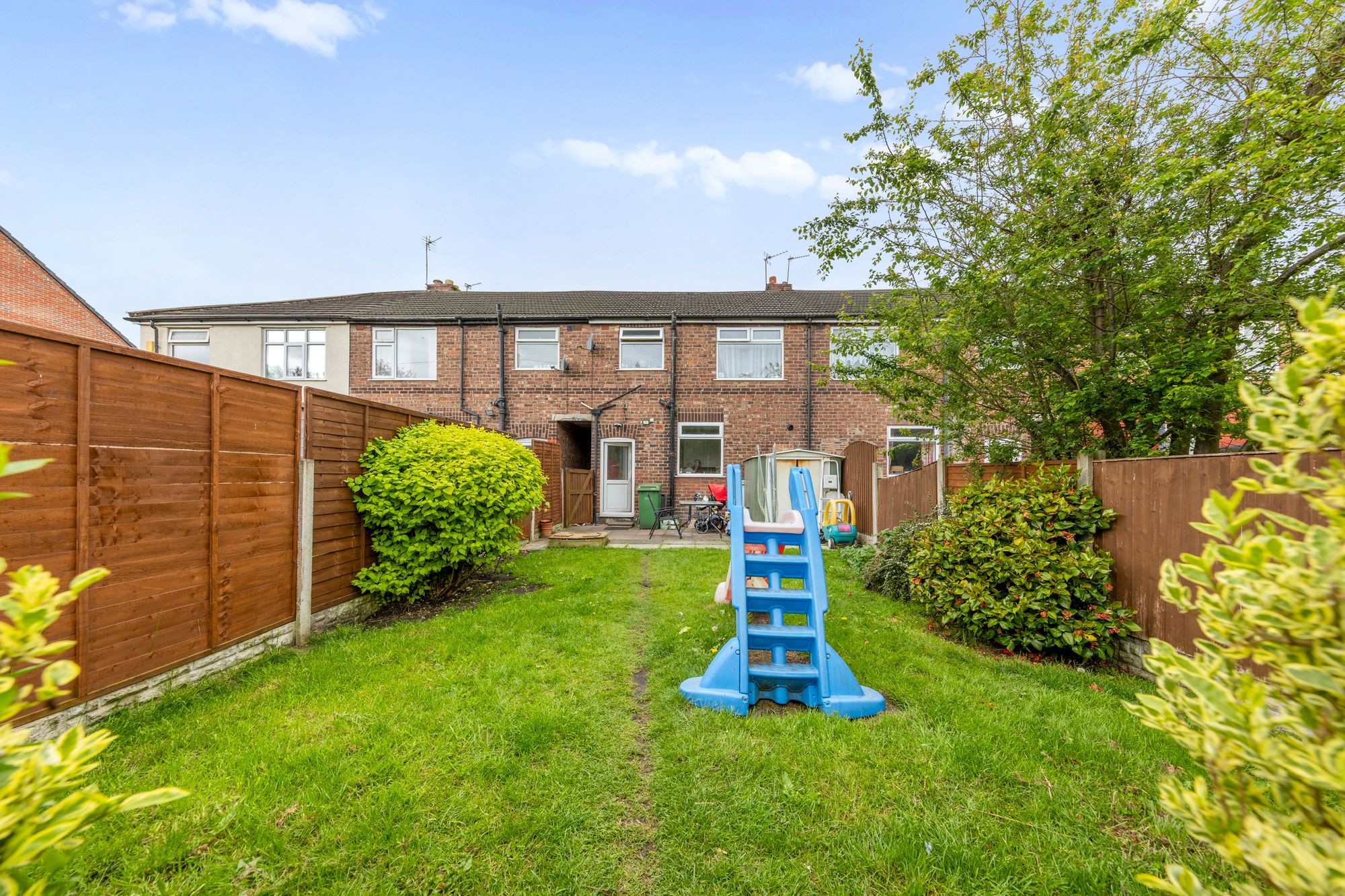 Charter Avenue, Warrington, WA5