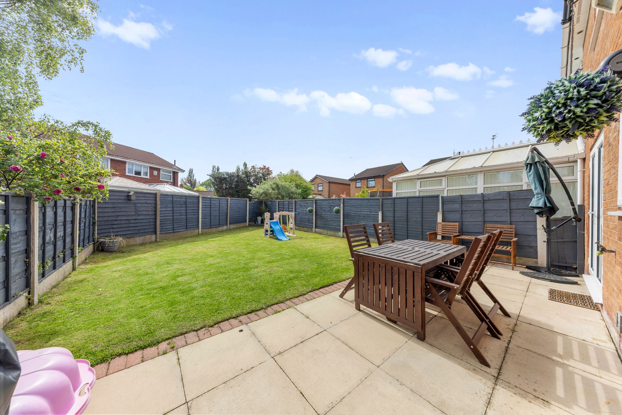 Oban Grove, Warrington