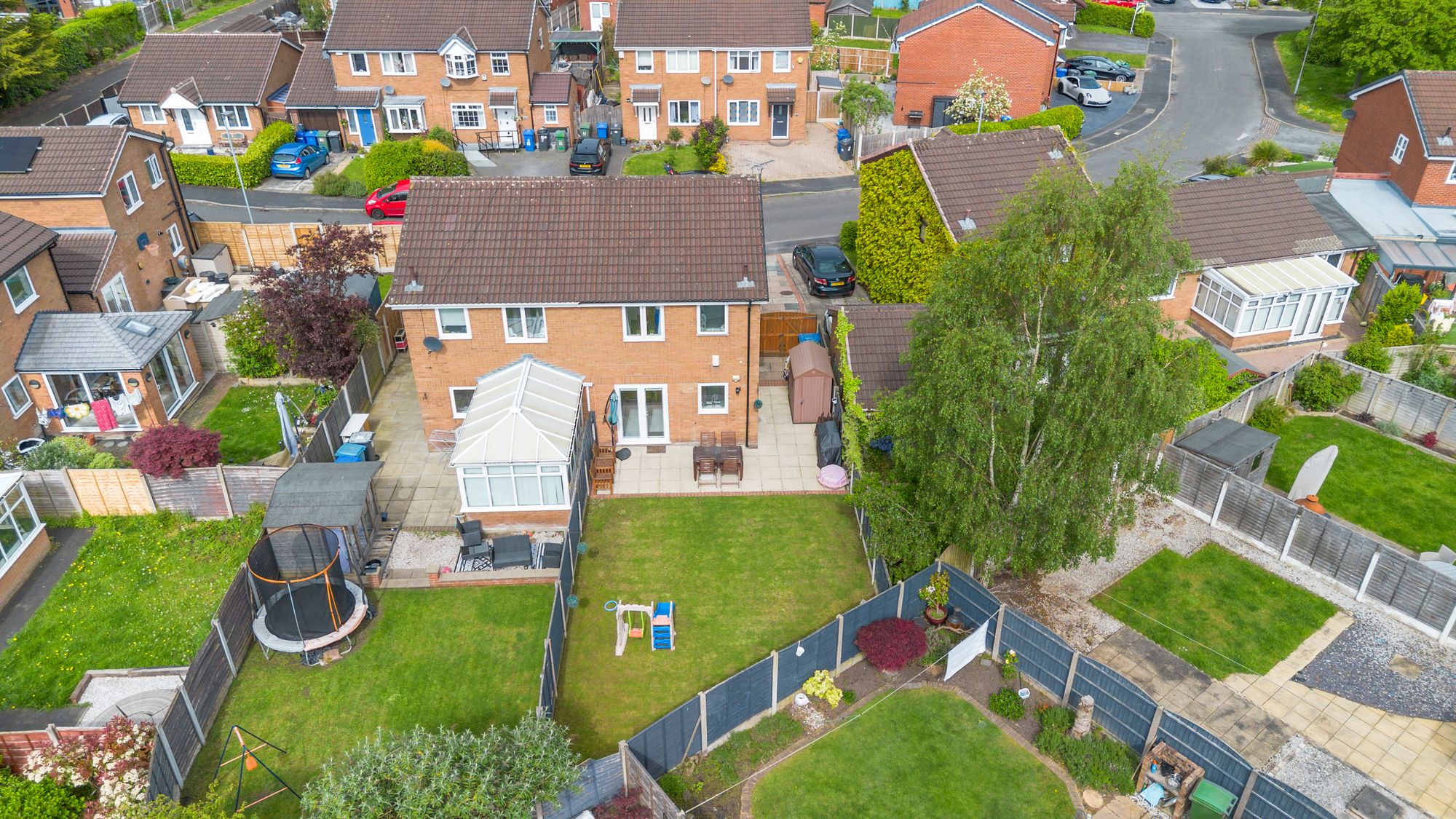 Oban Grove, Warrington