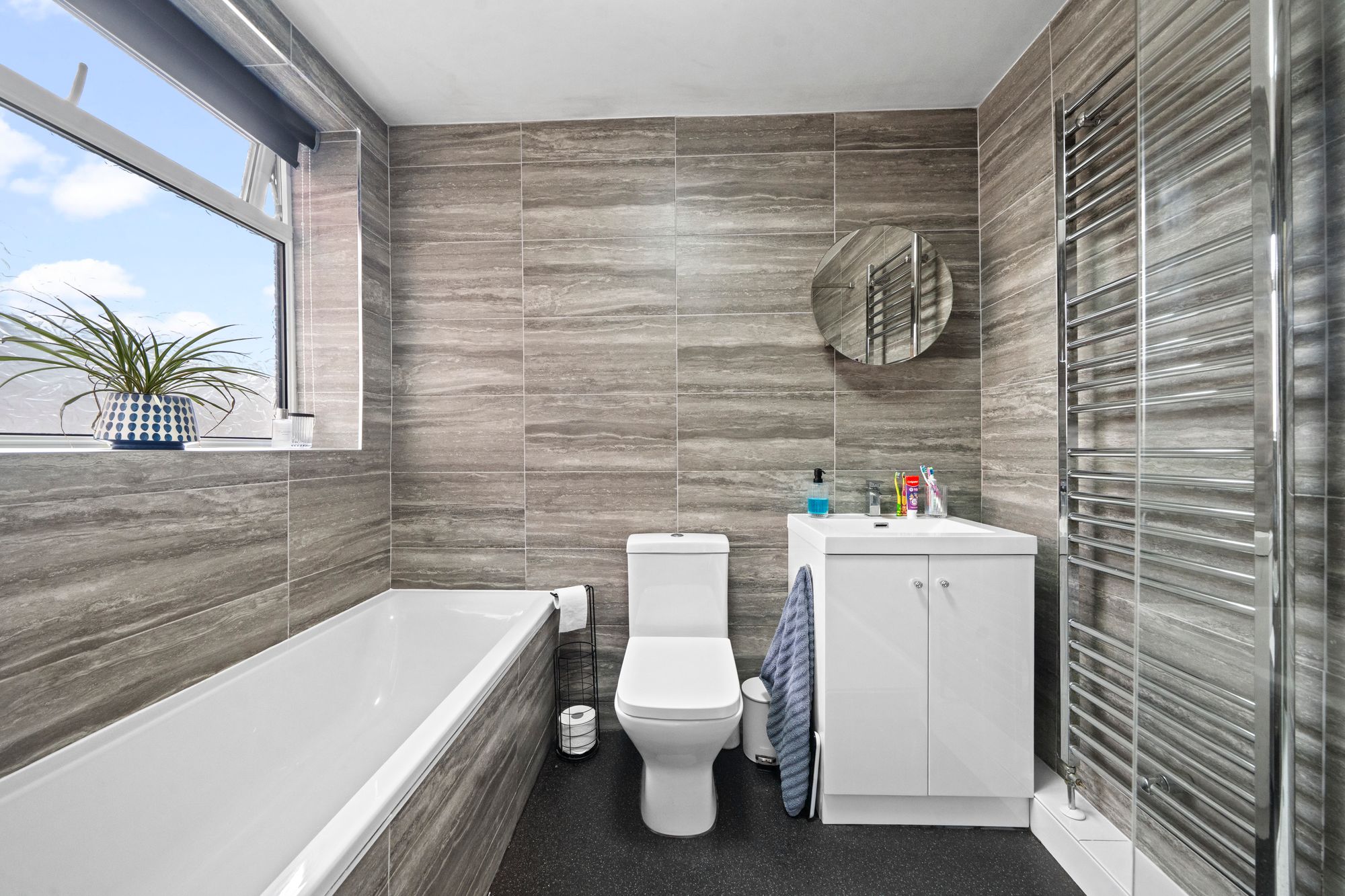 Sandy Lane, Lowton, WA3