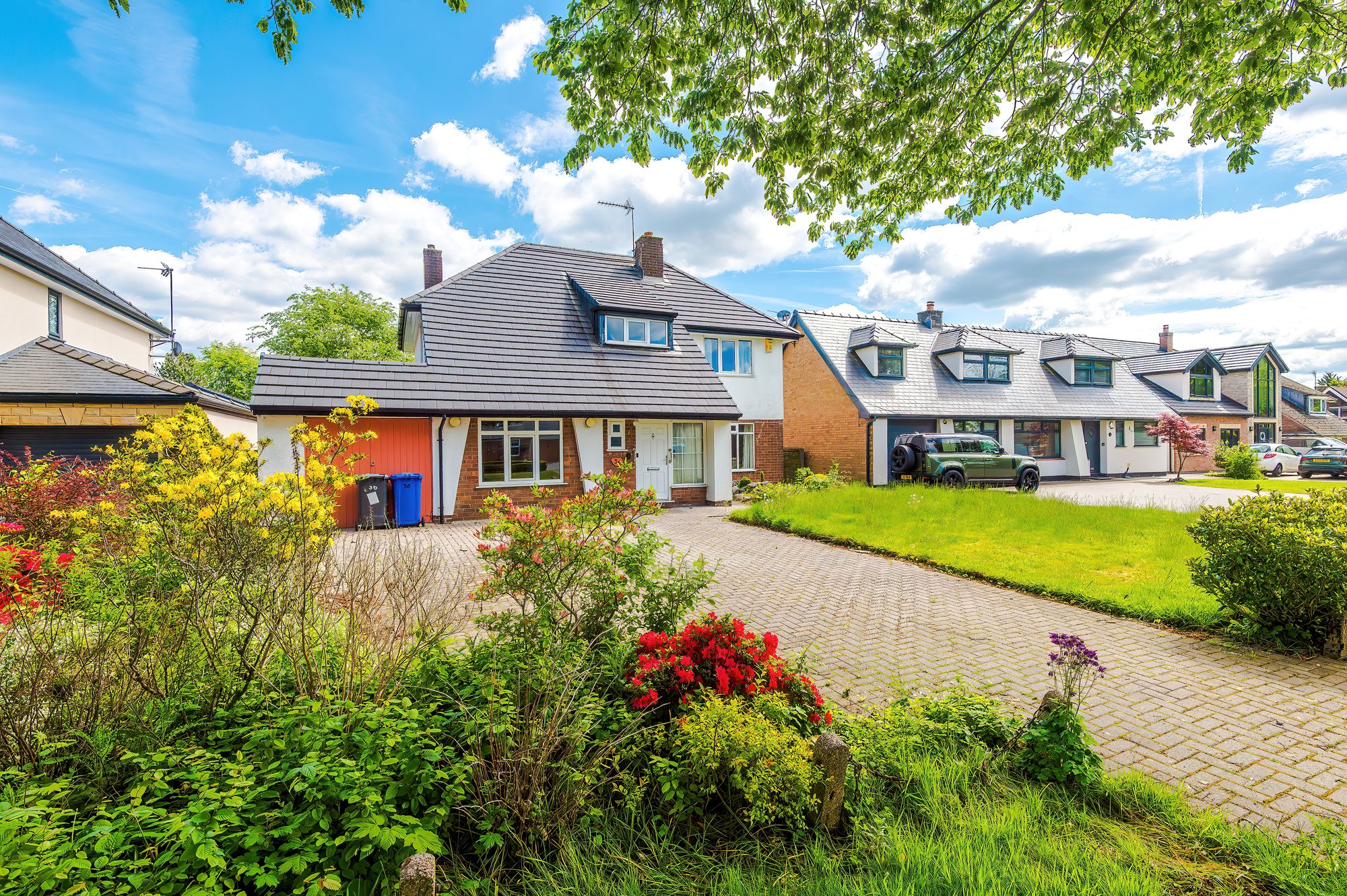 Culcheth Hall Drive, Culcheth, WA3