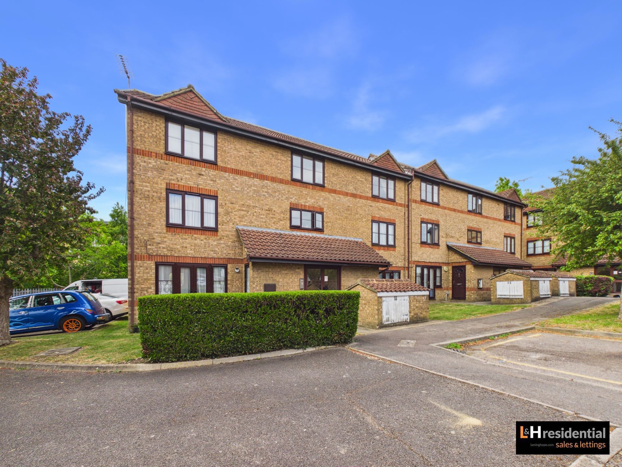 Dunnock Close, Borehamwood, WD6