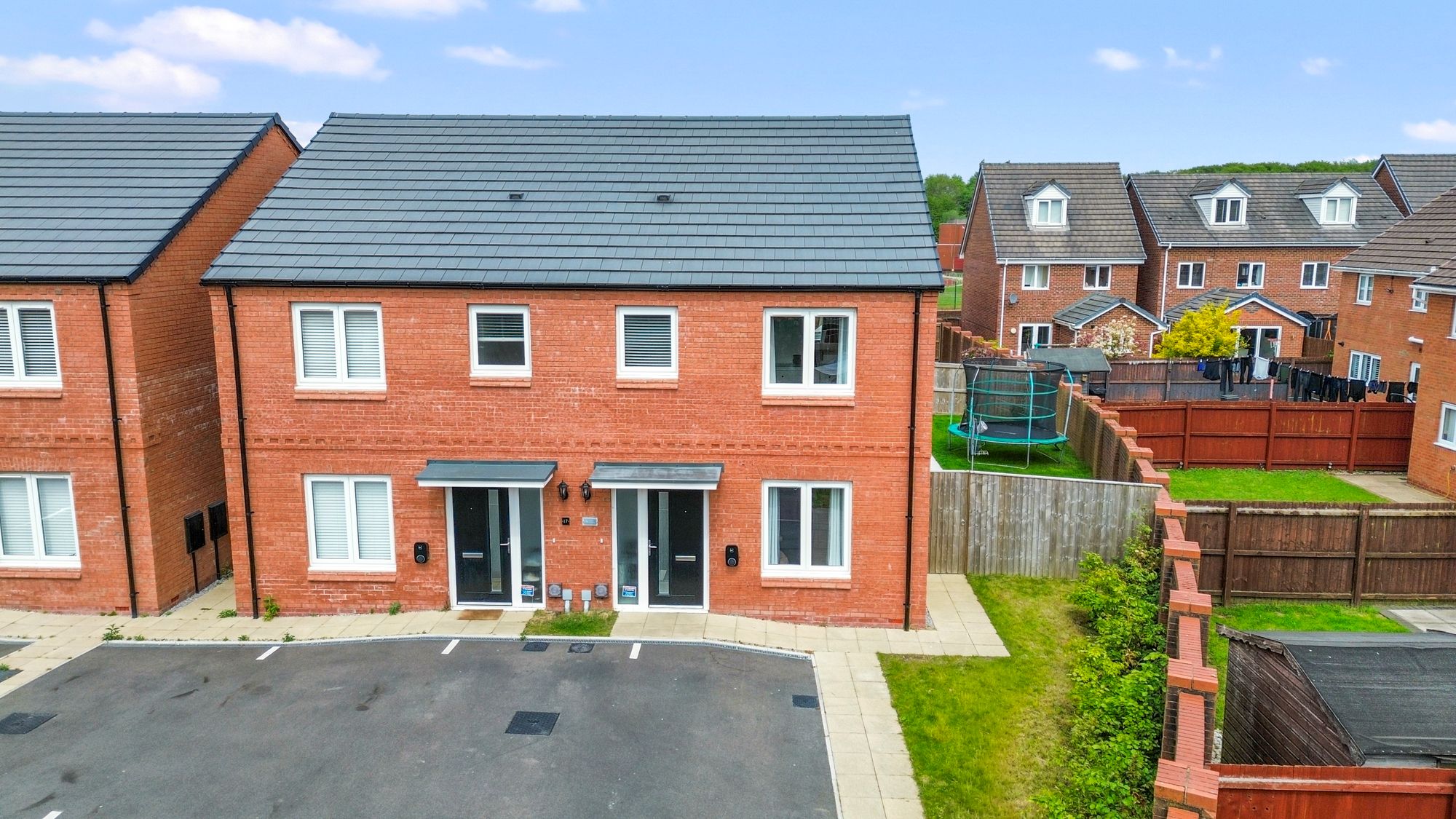Dobsons Wood Lane, St. Helens, WA9