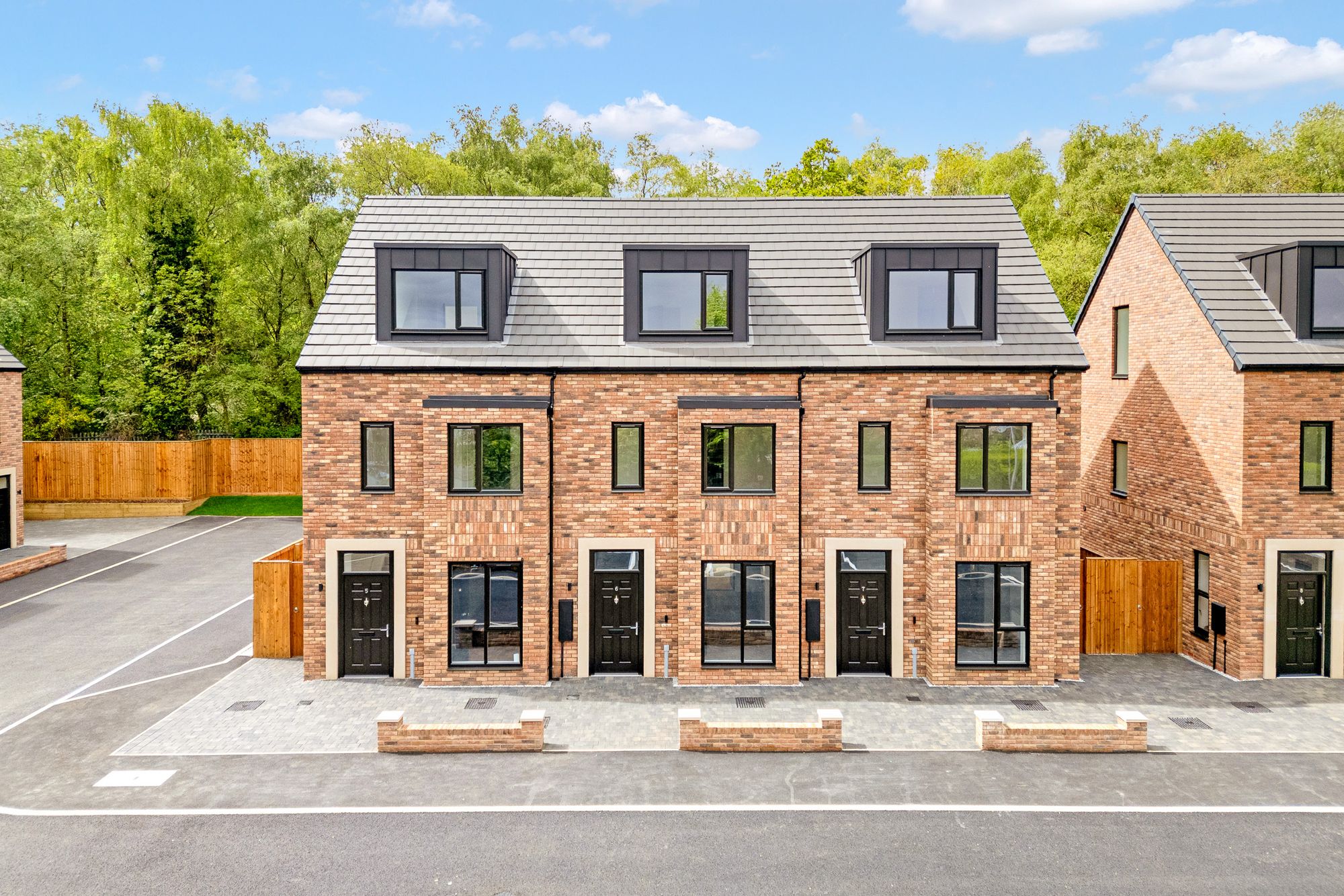 The Dales, Okell Drive, L26