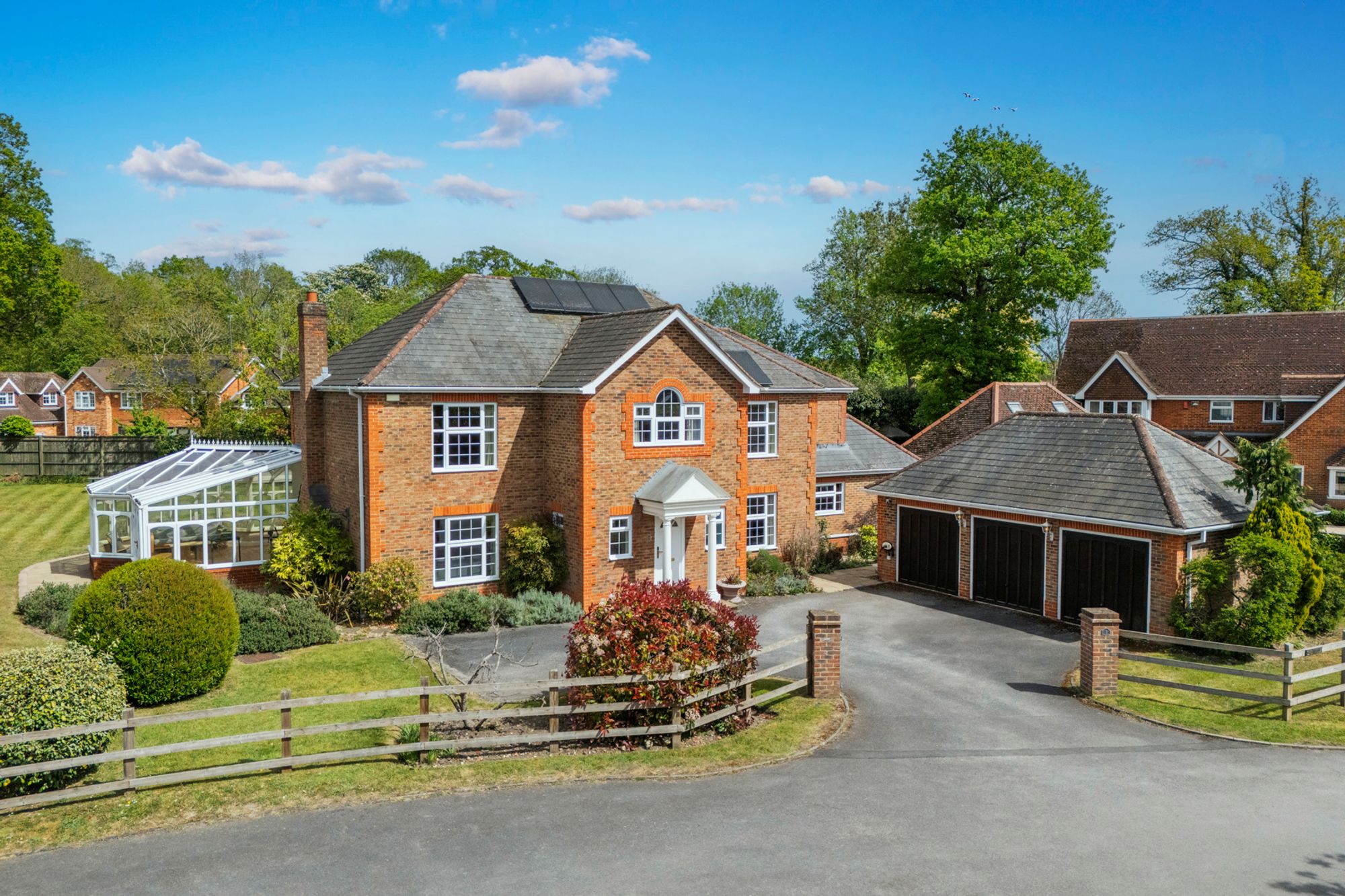 Orchard Chase, Hurst, RG10