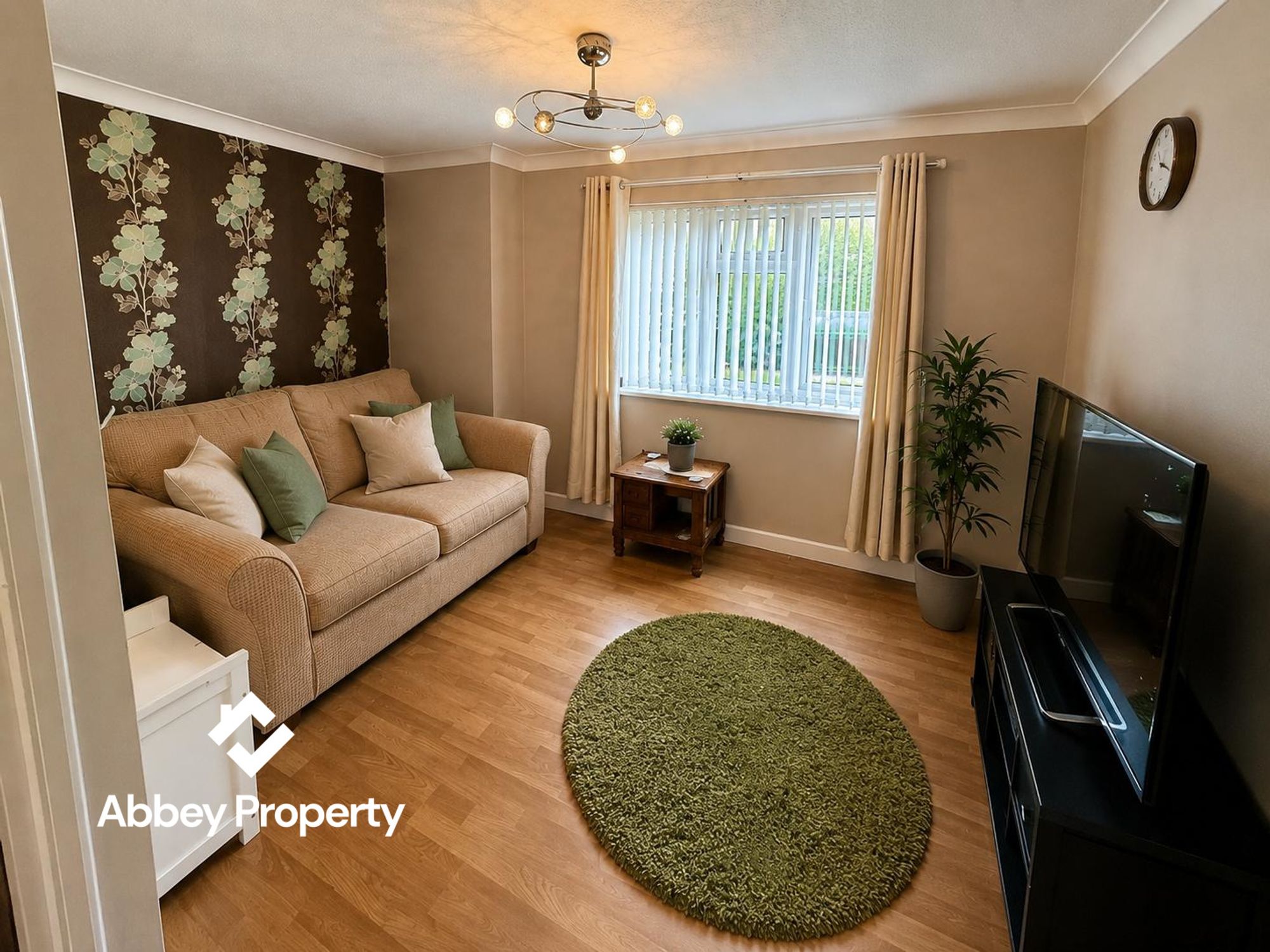 Quilter Close, Luton, LU3