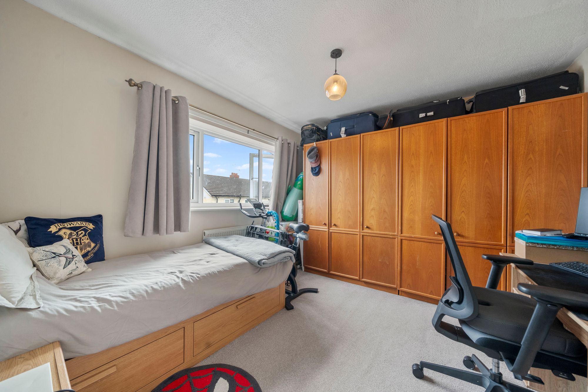 Dene Grove, Leigh