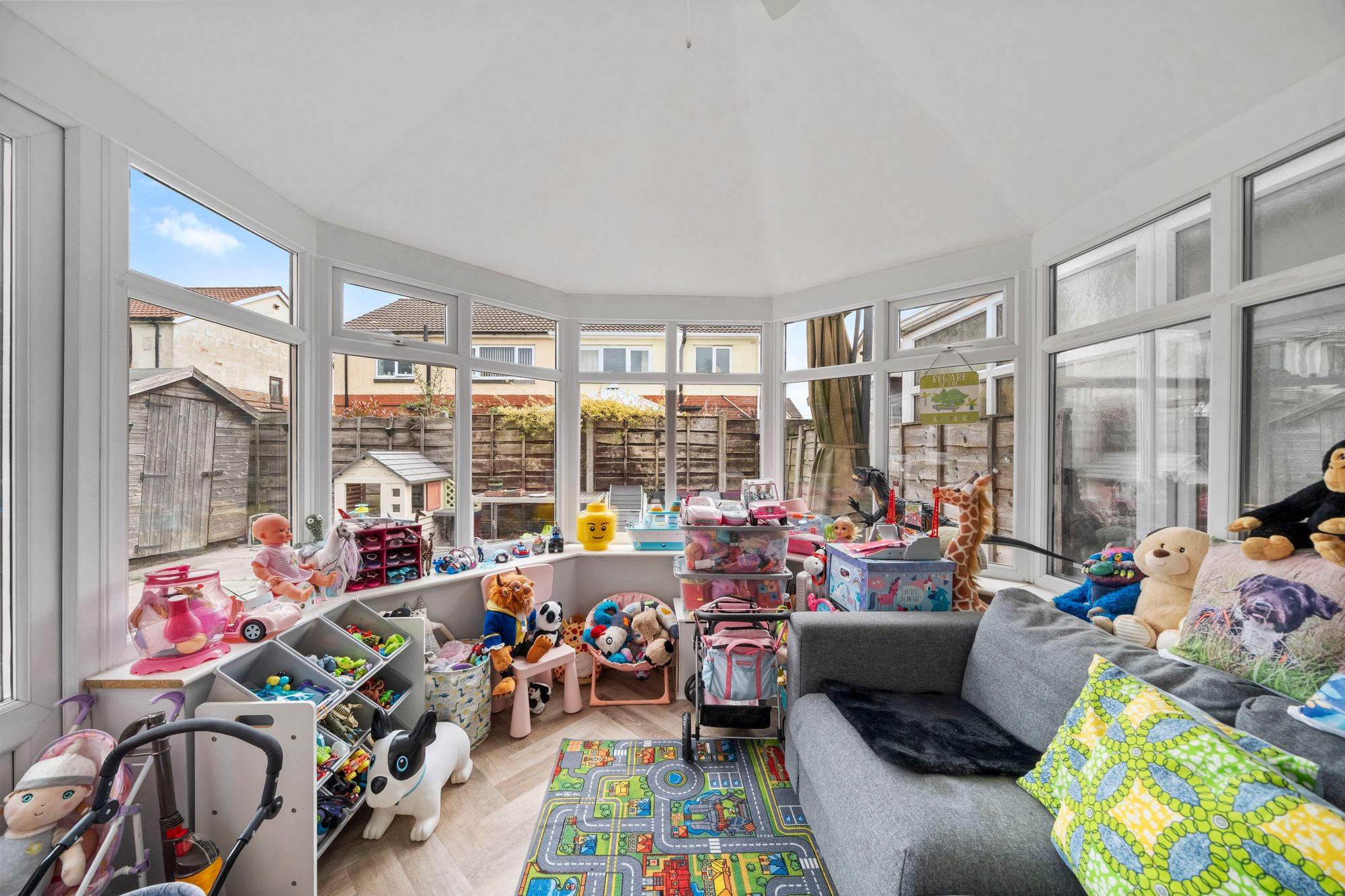 Dene Grove, Leigh