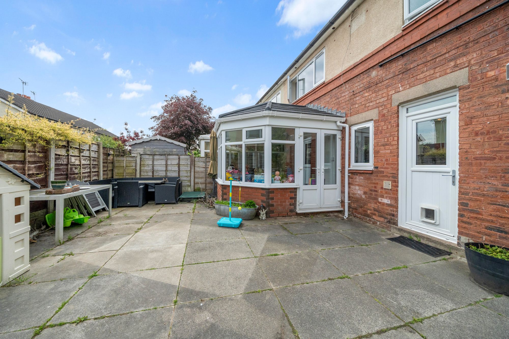 Dene Grove, Leigh