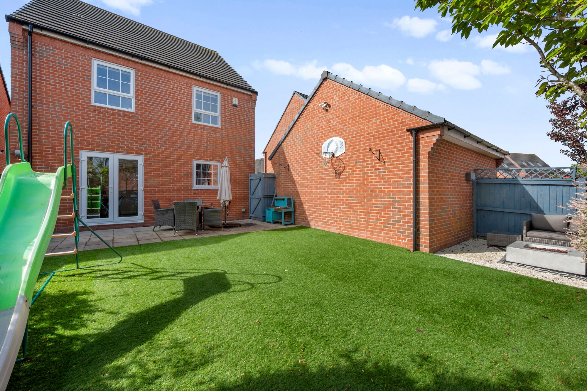 Maysville Close, Warrington