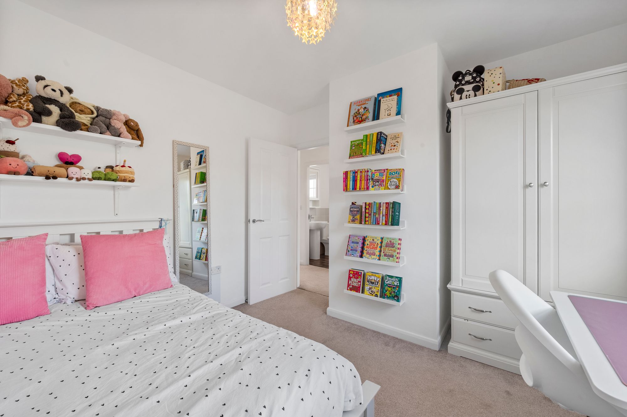 Maysville Close, Warrington