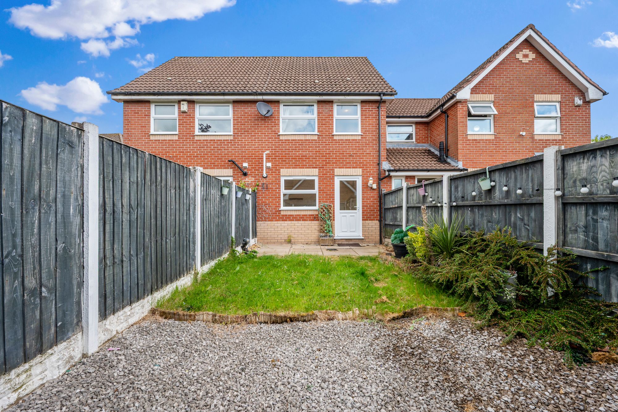 Holbrook Close, Warrington